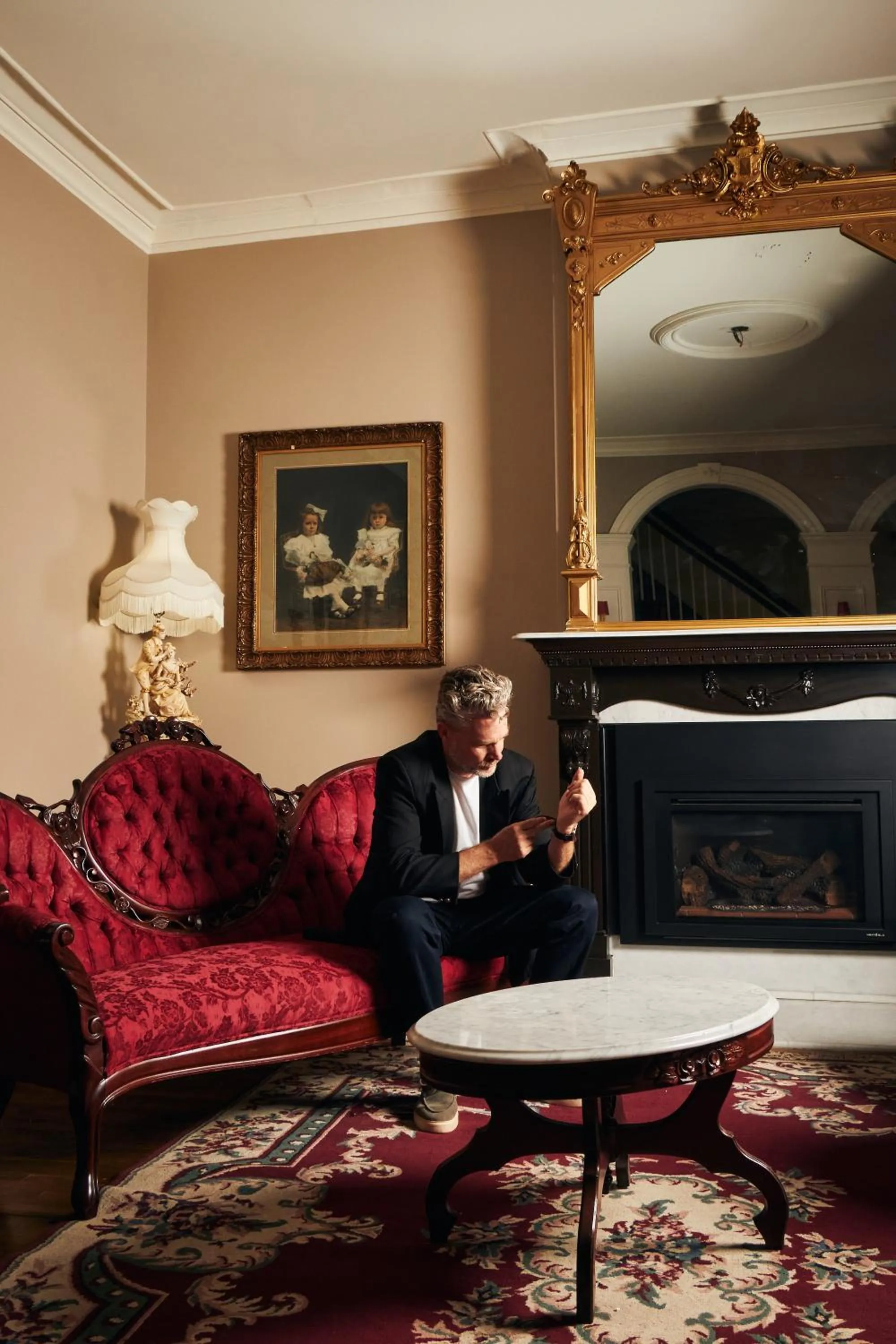 VIP in Le Clos Saint-Louis - Par Aneyro