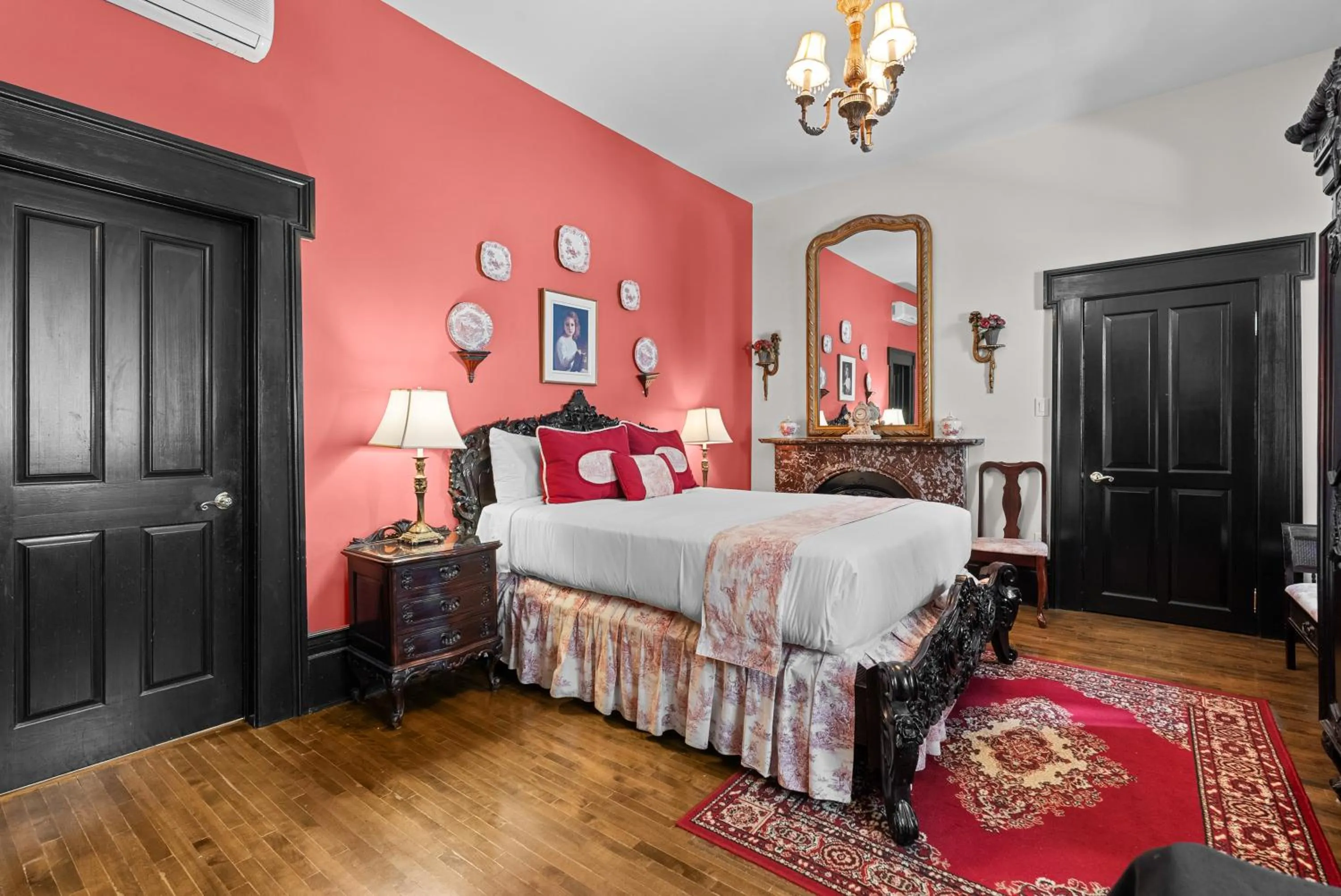 Bedroom, Bed in Le Clos Saint-Louis - Par Aneyro