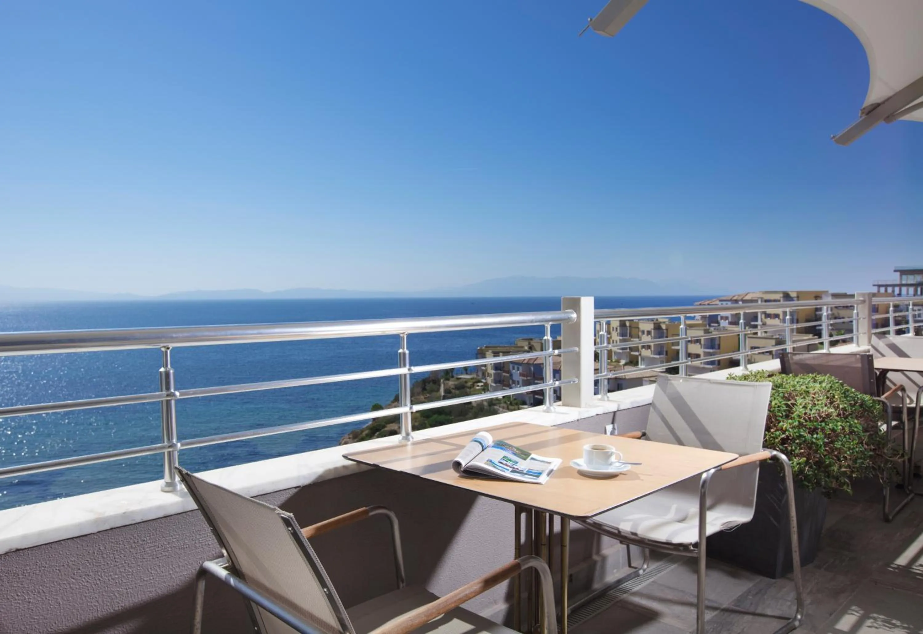 Lounge or bar in Aria Claros Beach & Spa Resort – All Inclusive 24H