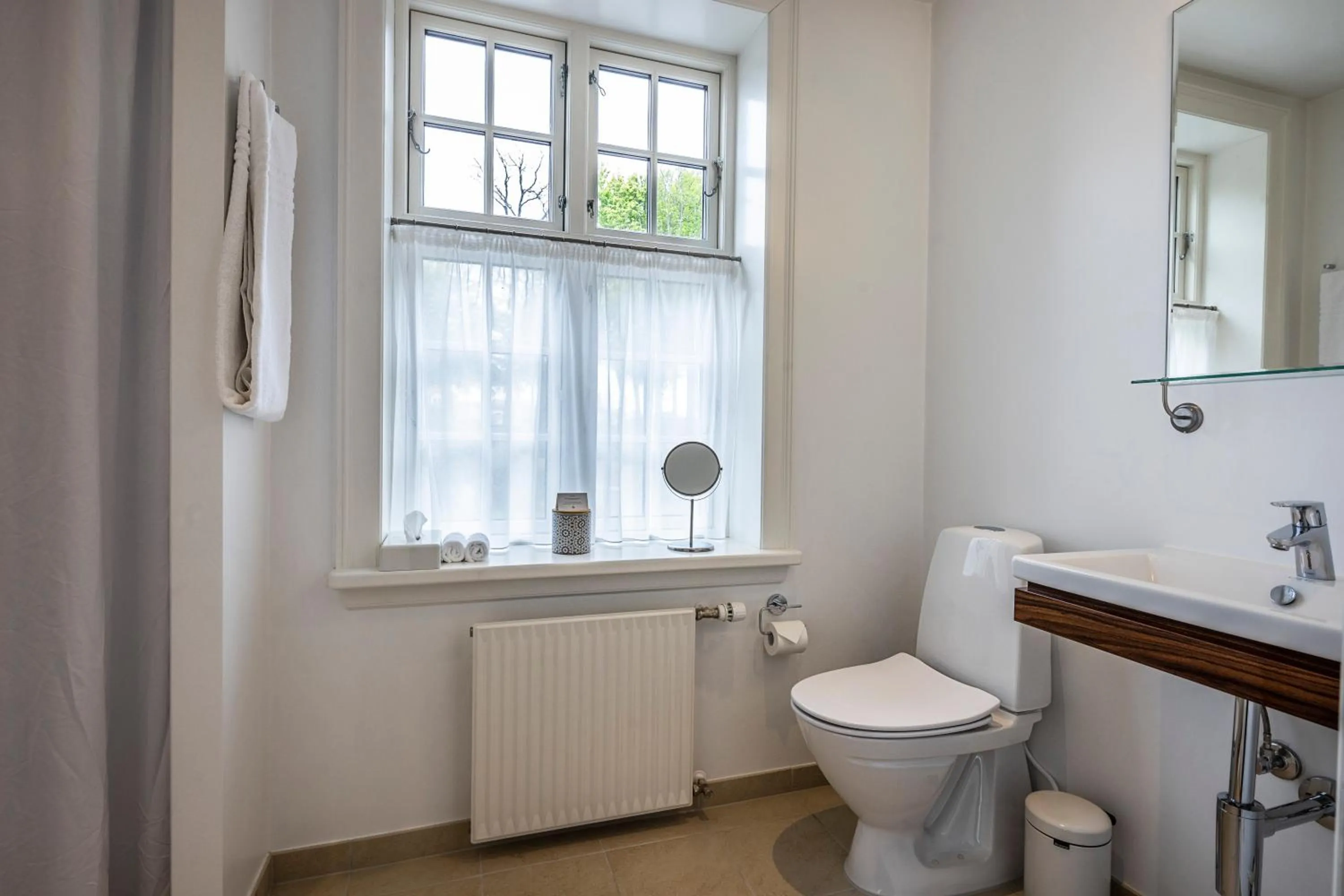 Shower in Stella Maris