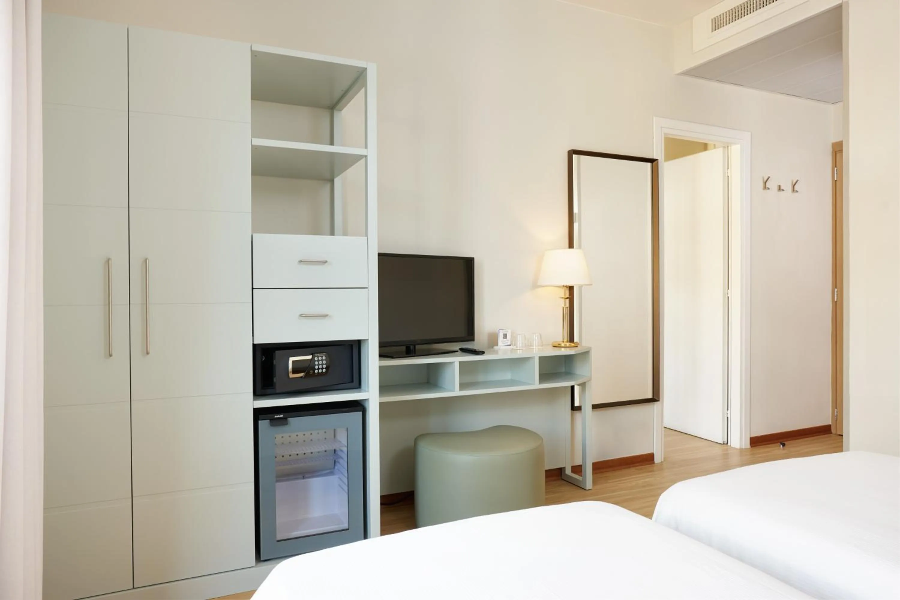 TV and multimedia, Bed in Hotel Croce Di Malta