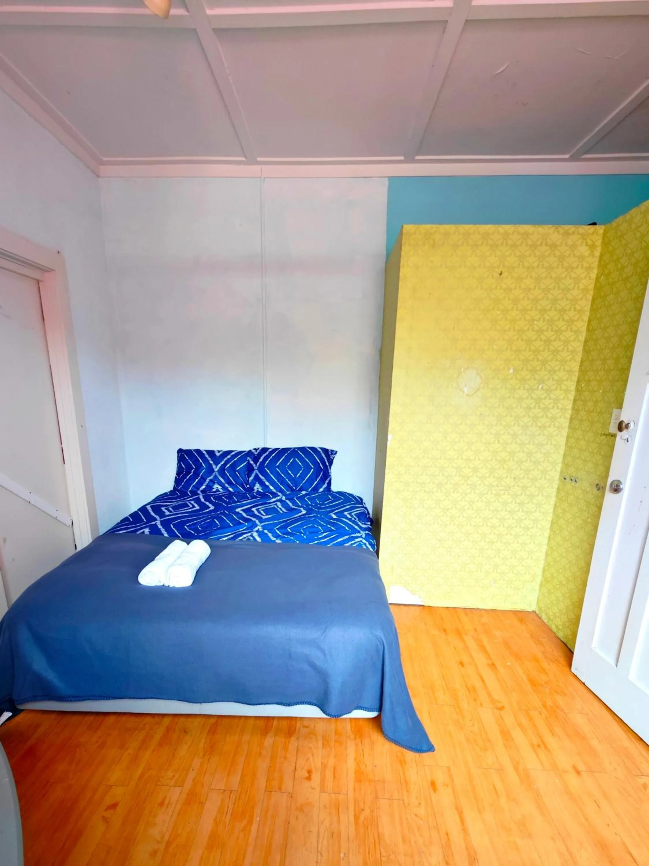 Photo of the whole room, Bed in Frienz Backpacker