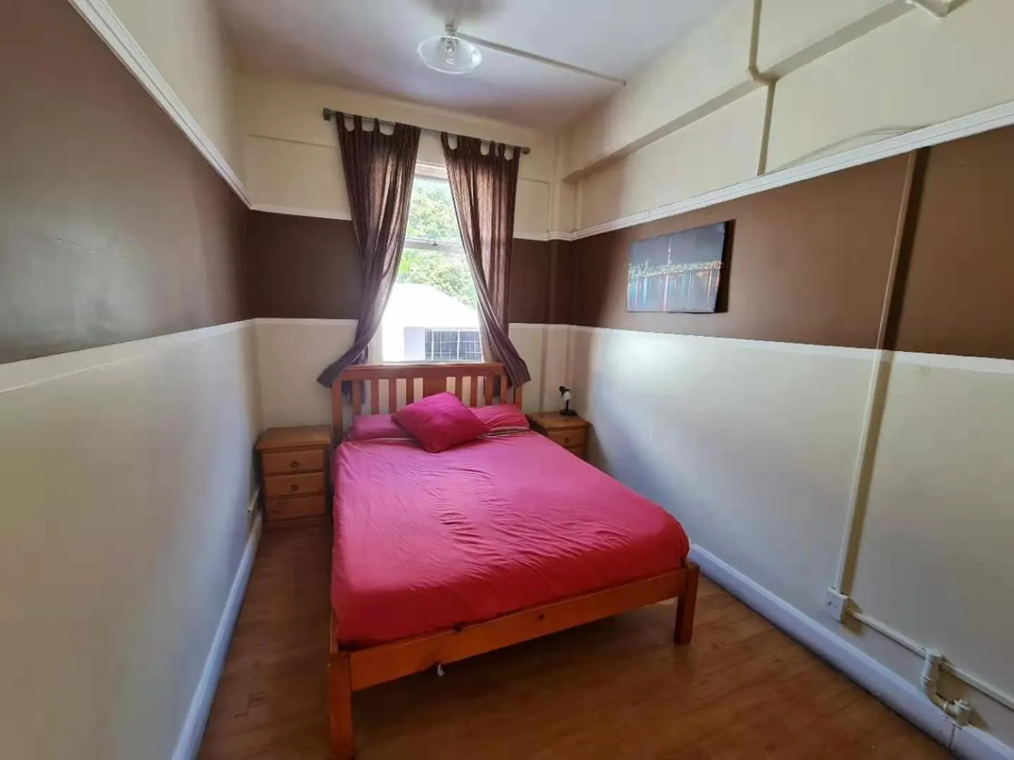 Photo of the whole room, Bed in Frienz Backpacker