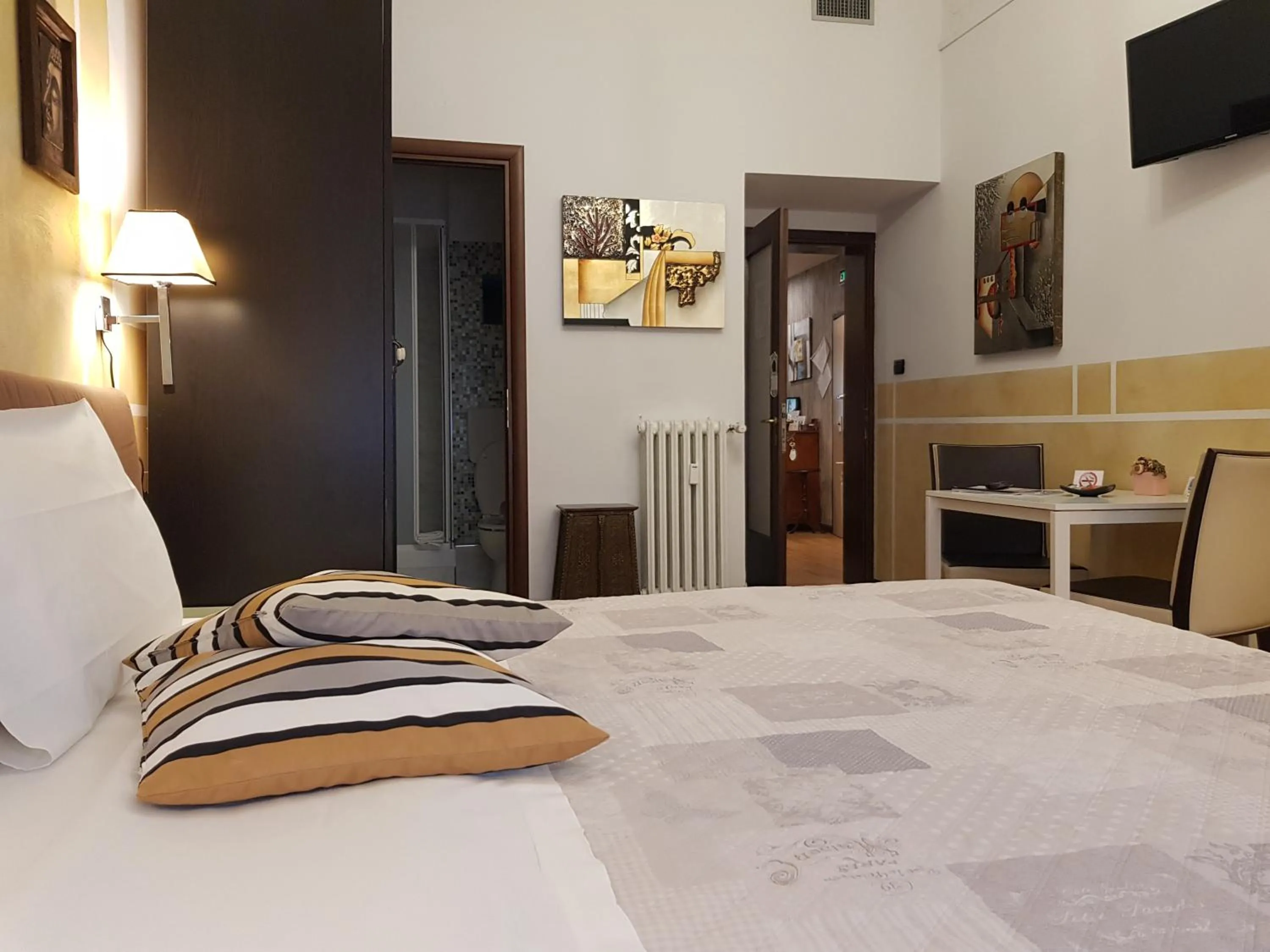 Property building, Bed in Cittadella