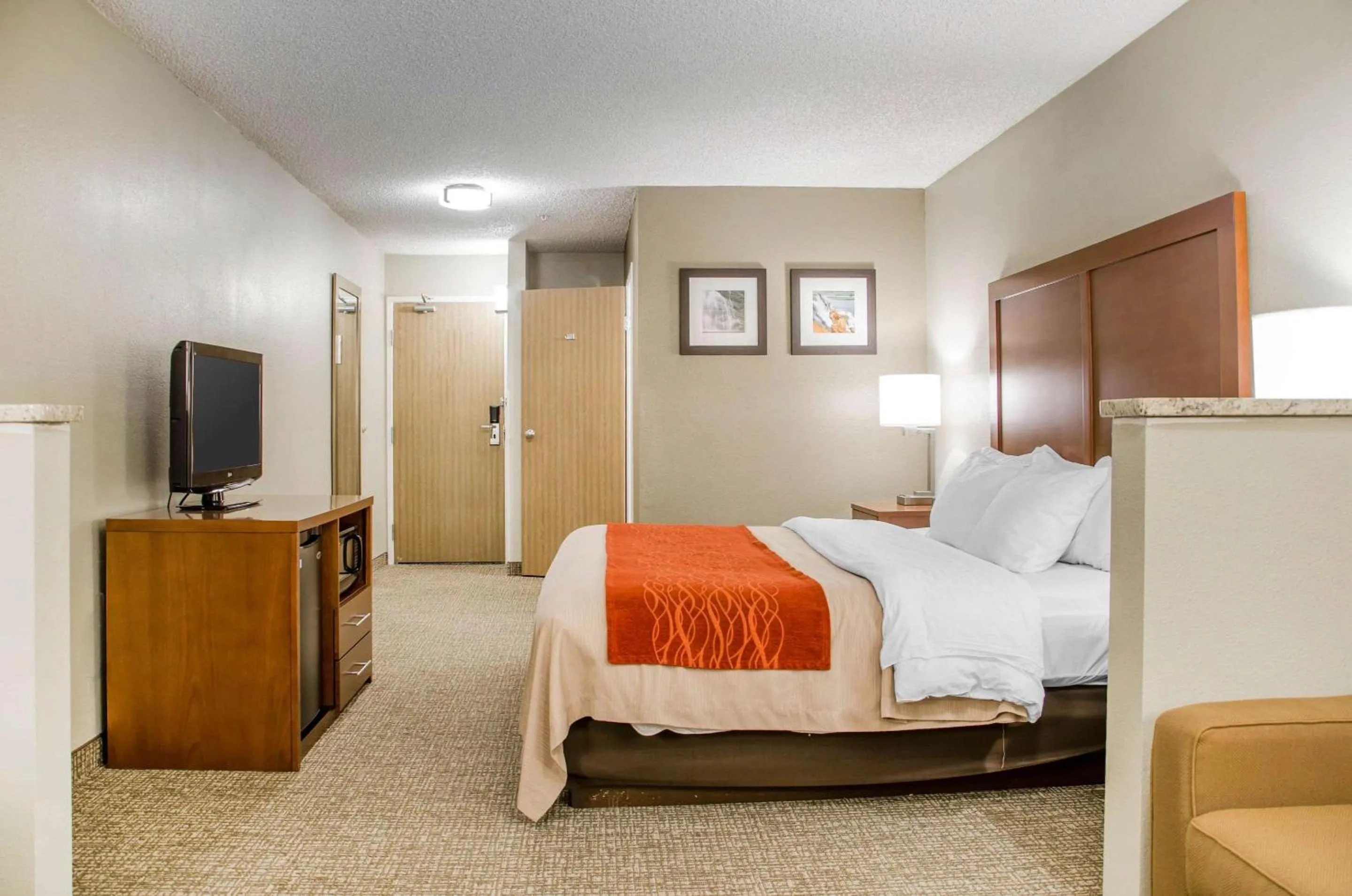 Bedroom, Bed in Comfort Inn