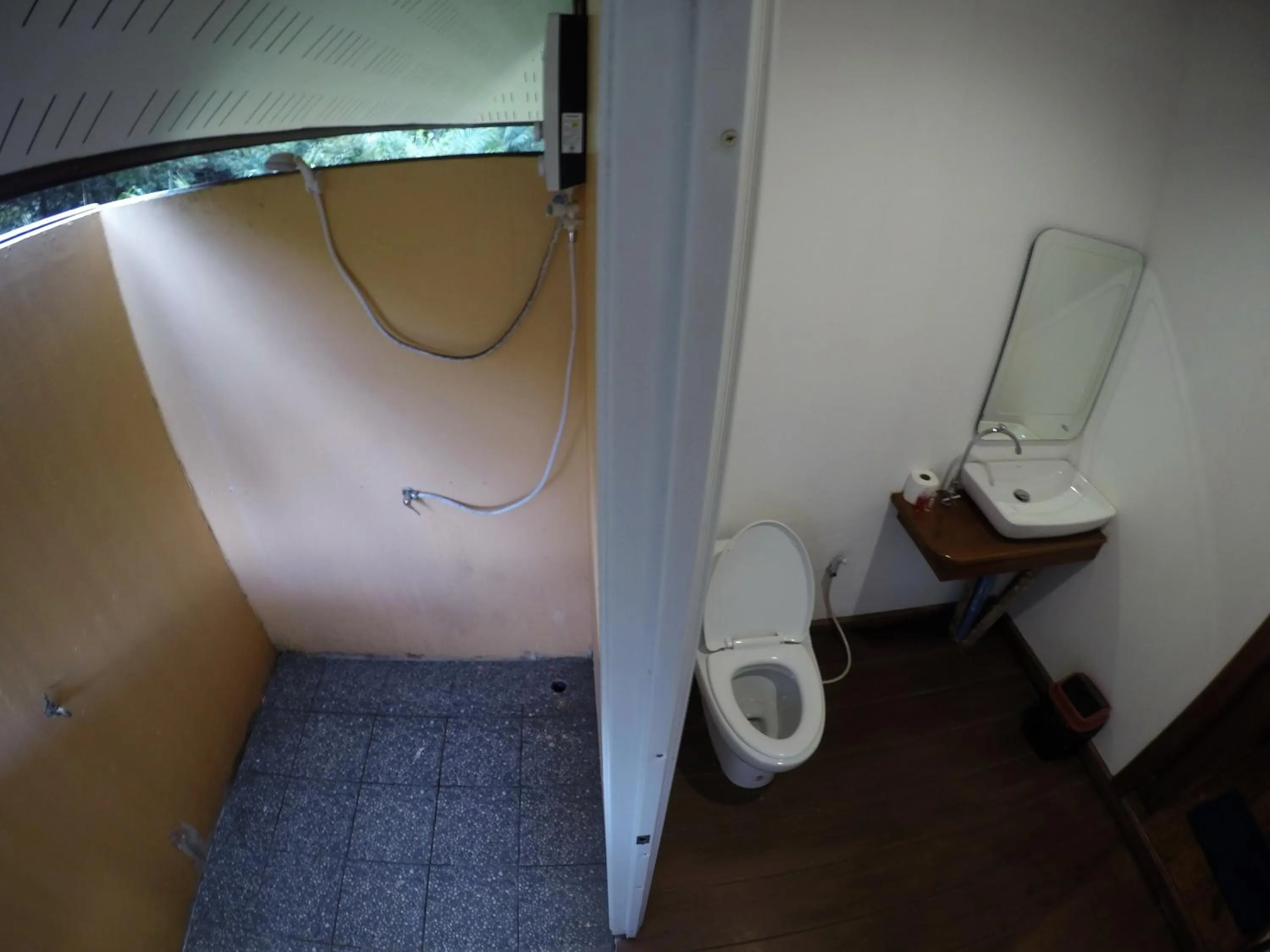 Photo of the whole room in Baan Khaosok Resort