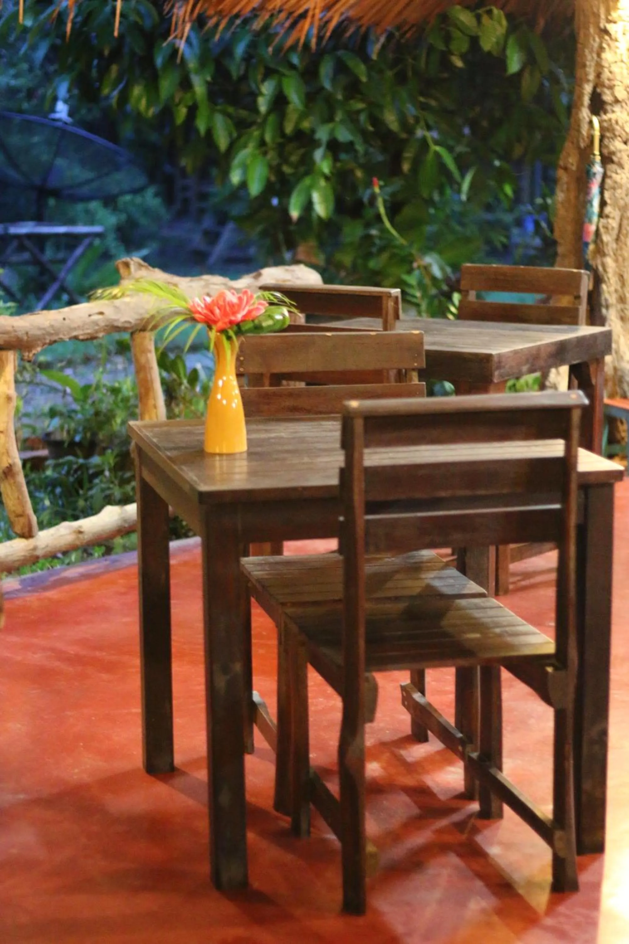 Restaurant/places to eat in Baan Khaosok Resort