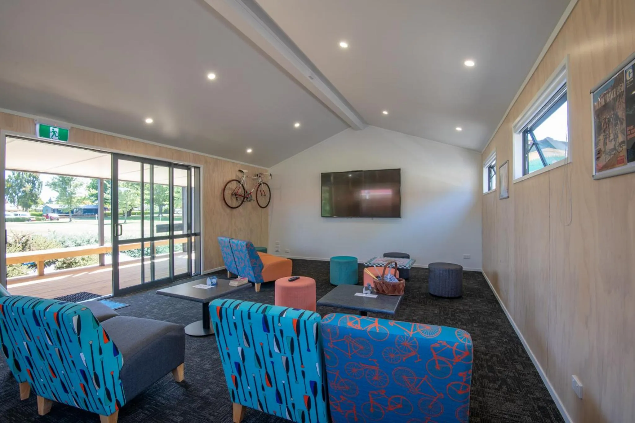 Communal lounge/ TV room in Cambridge Top 10 Holiday Park