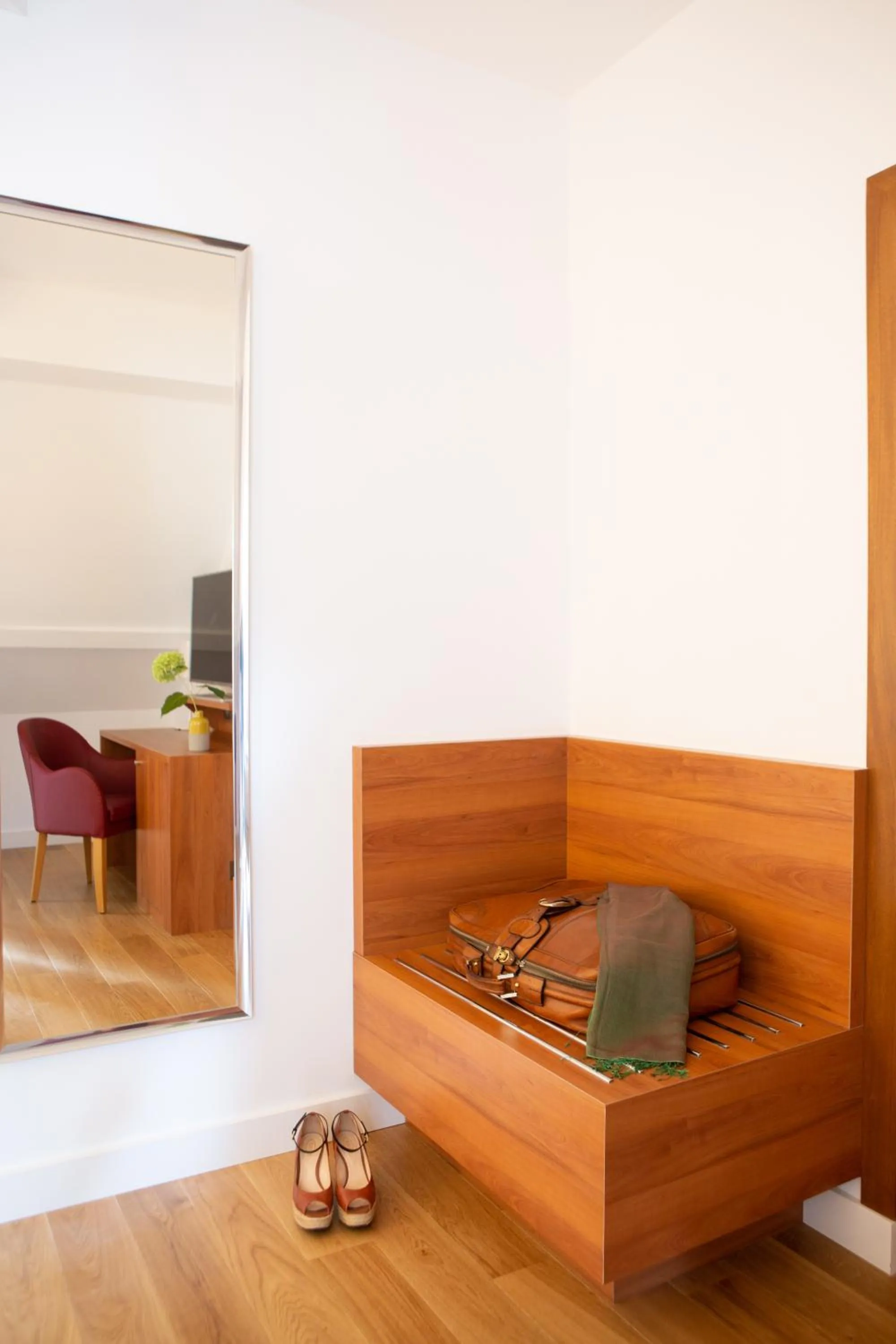 TV and multimedia in Hotel Le Clos De La Vouge