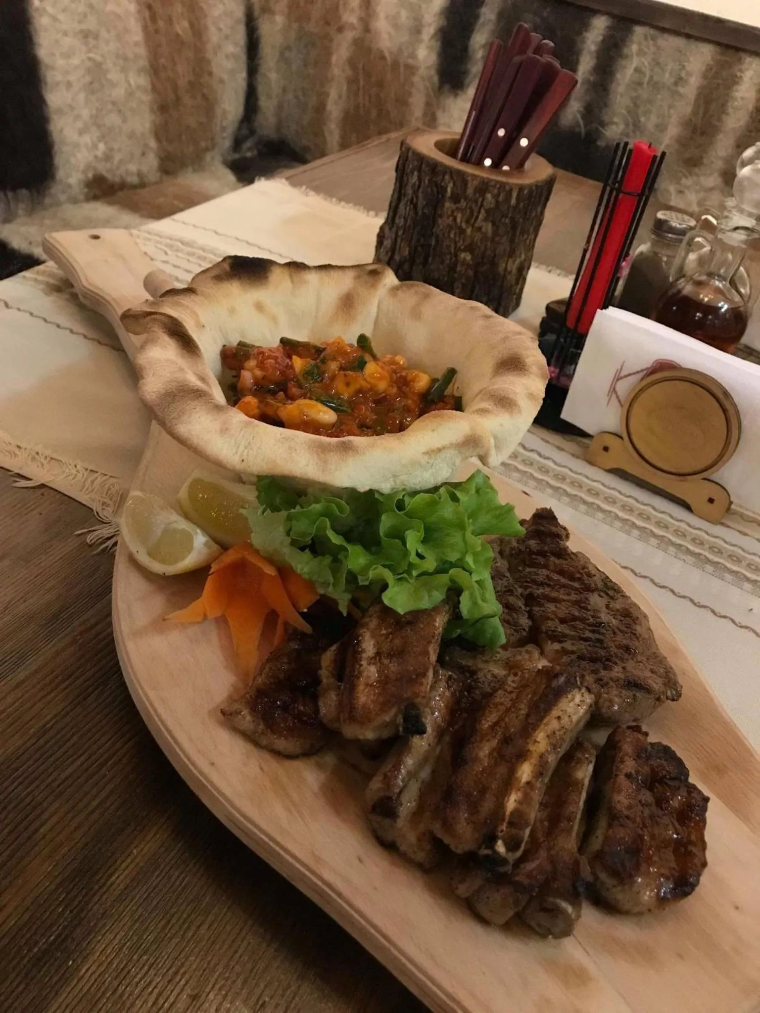 Restaurant/places to eat in Momini Dvori Boutique Guest House