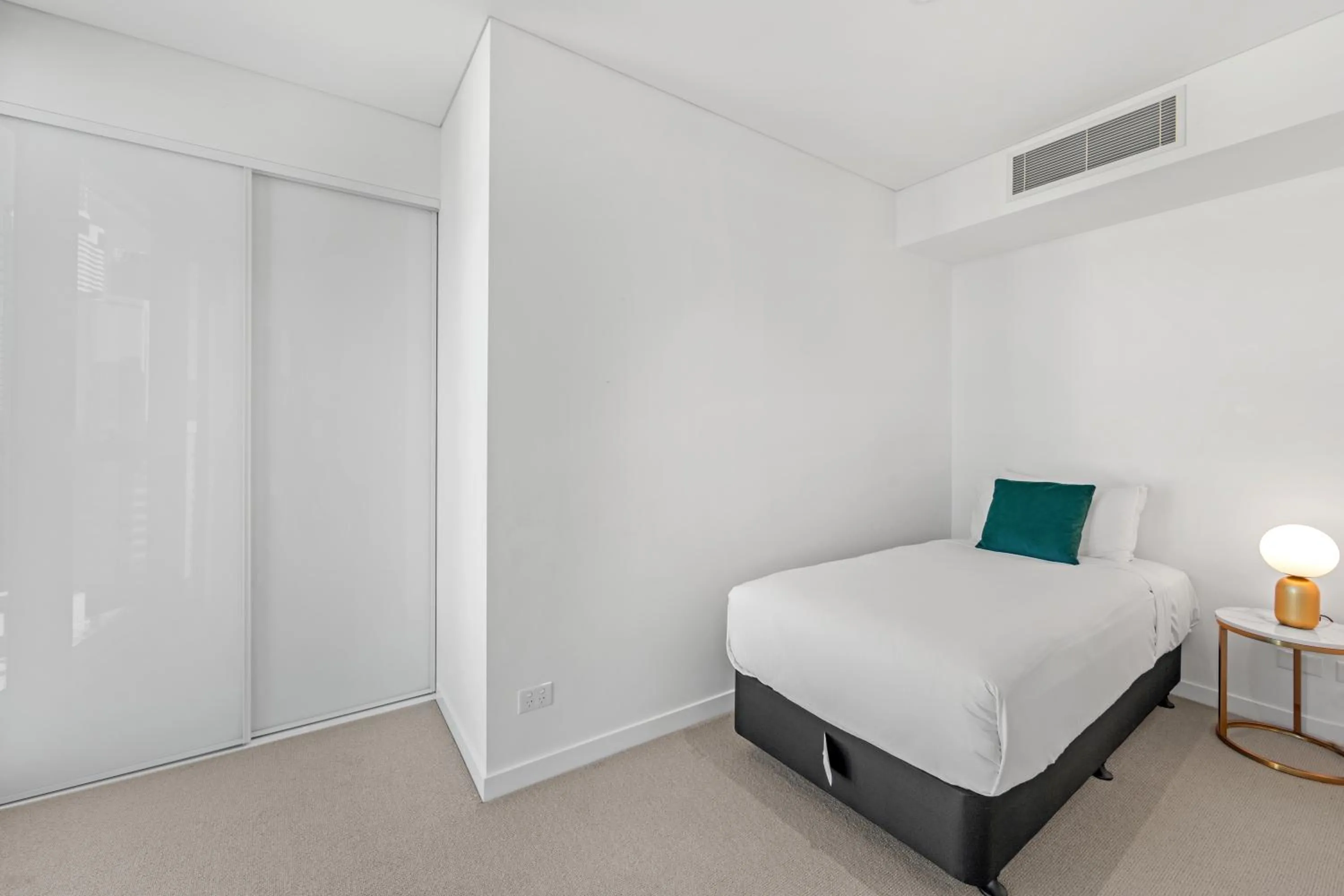 Bed in Brisbane Skytower by CLLIX