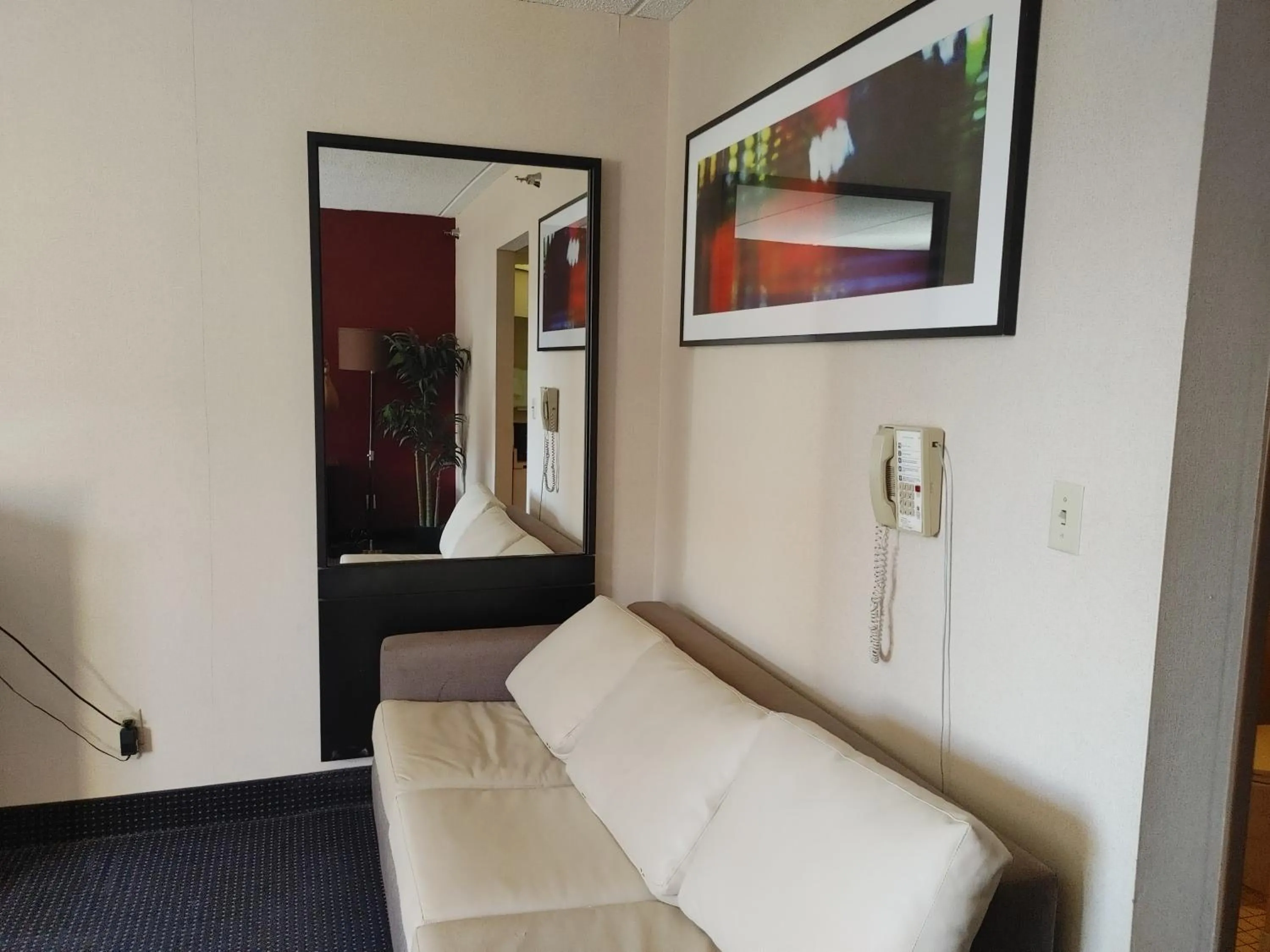 Bedroom in Hotel Pigeon Forge