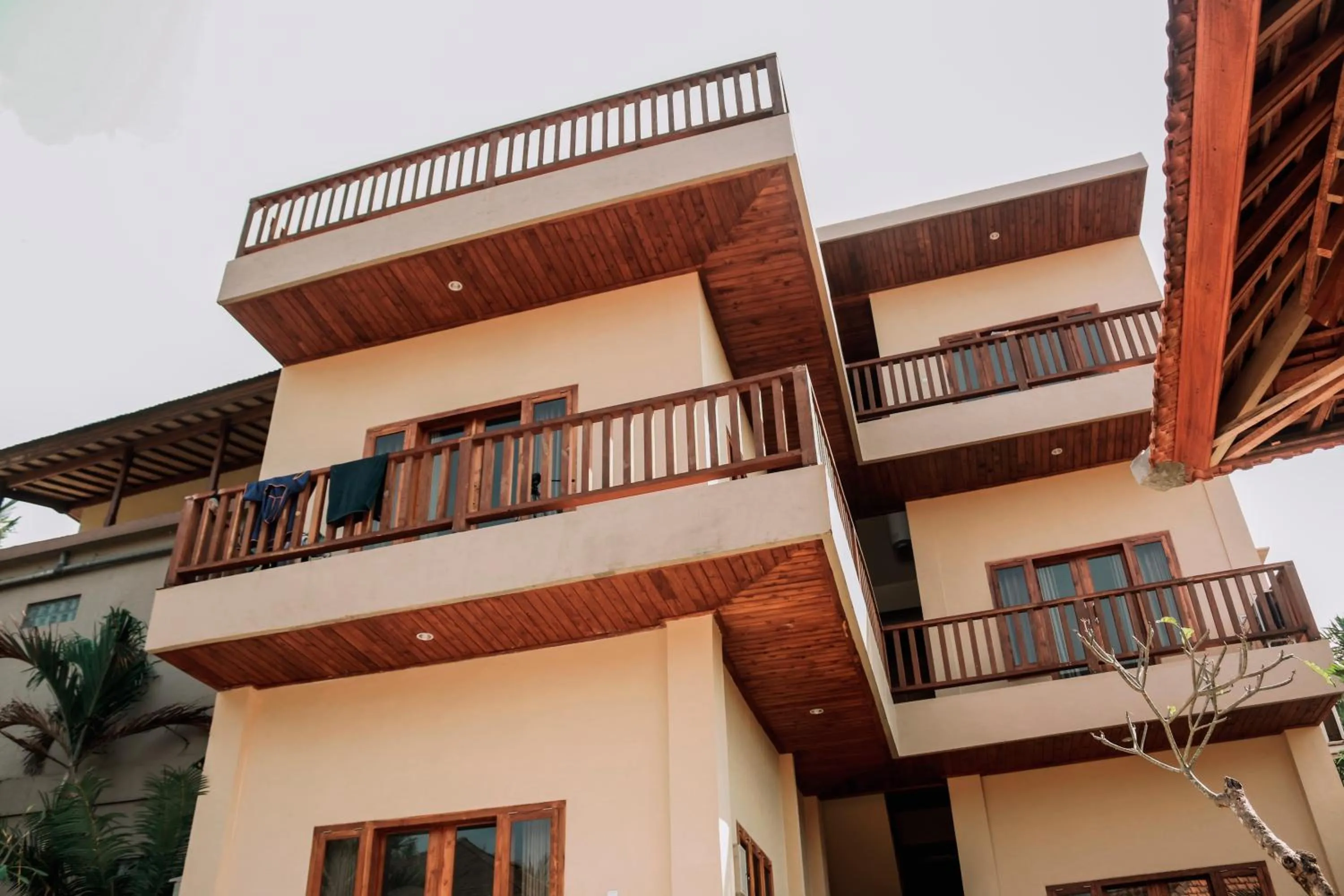 Property building in Medewi Beach Inn