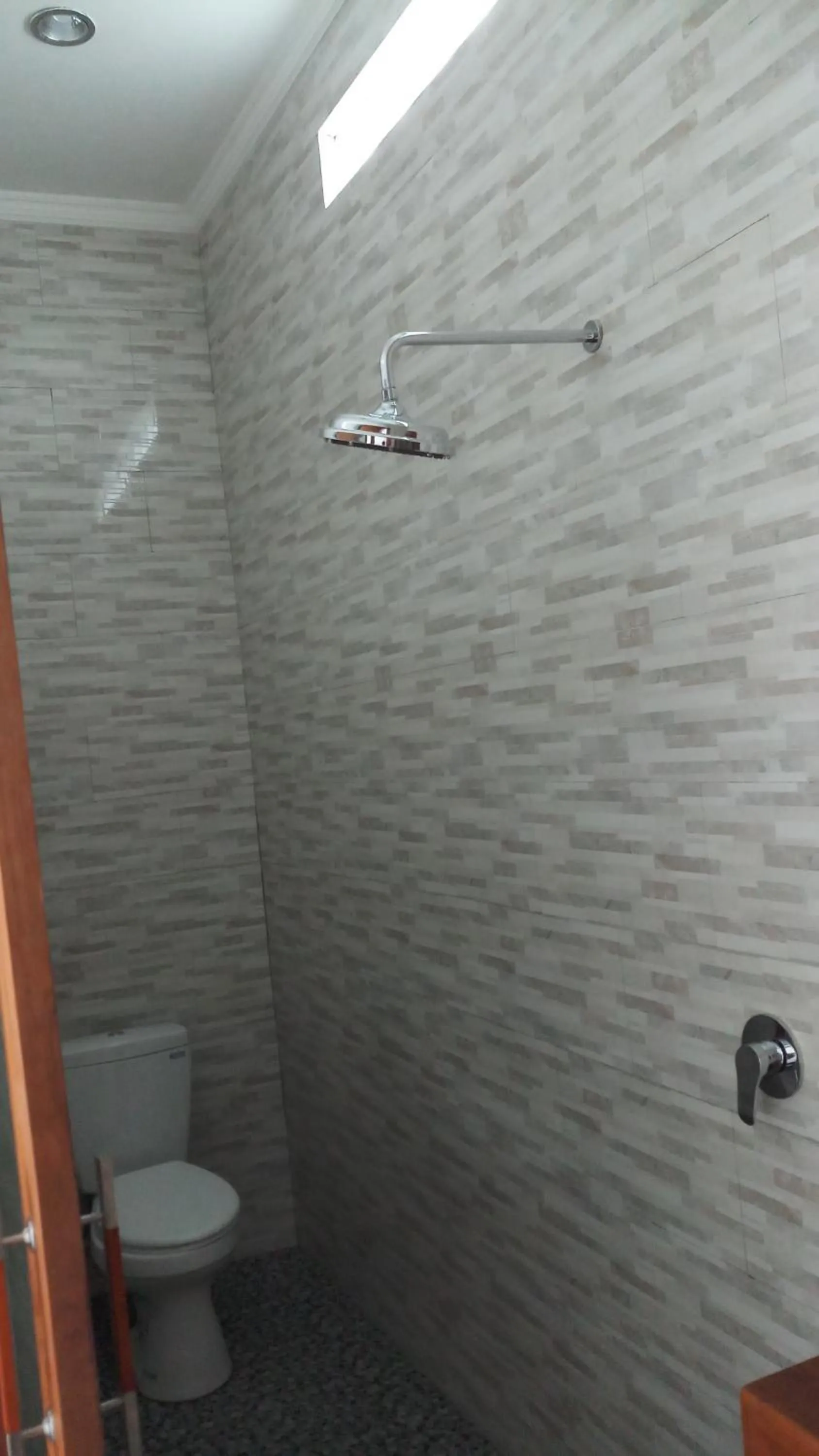 Shower in Medewi Beach Inn