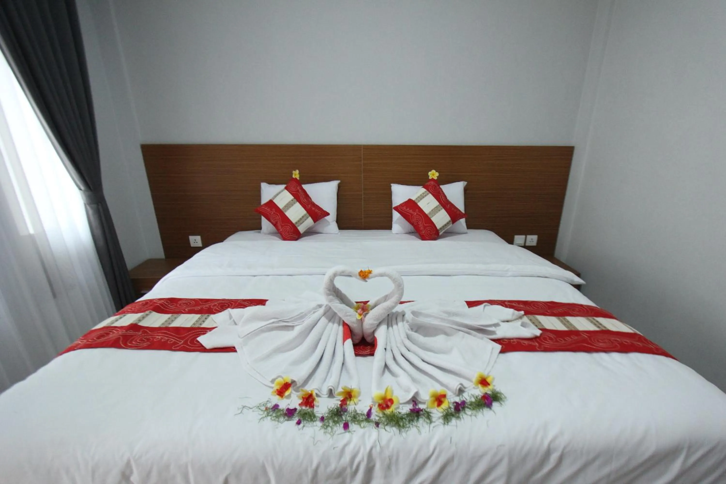 Bed in Tom Guest House