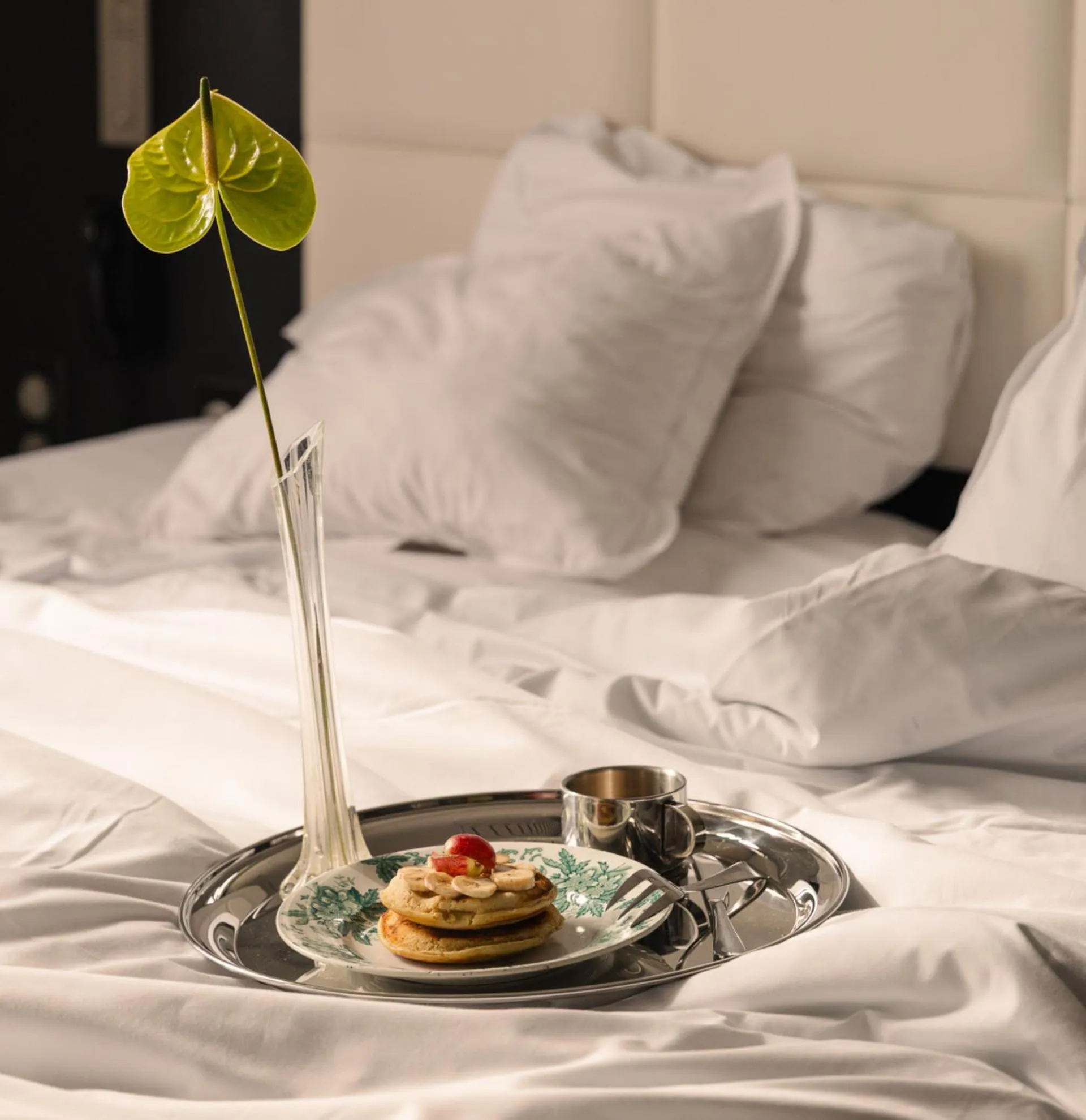 room service, Bed in Negrecoste Hôtel & Spa