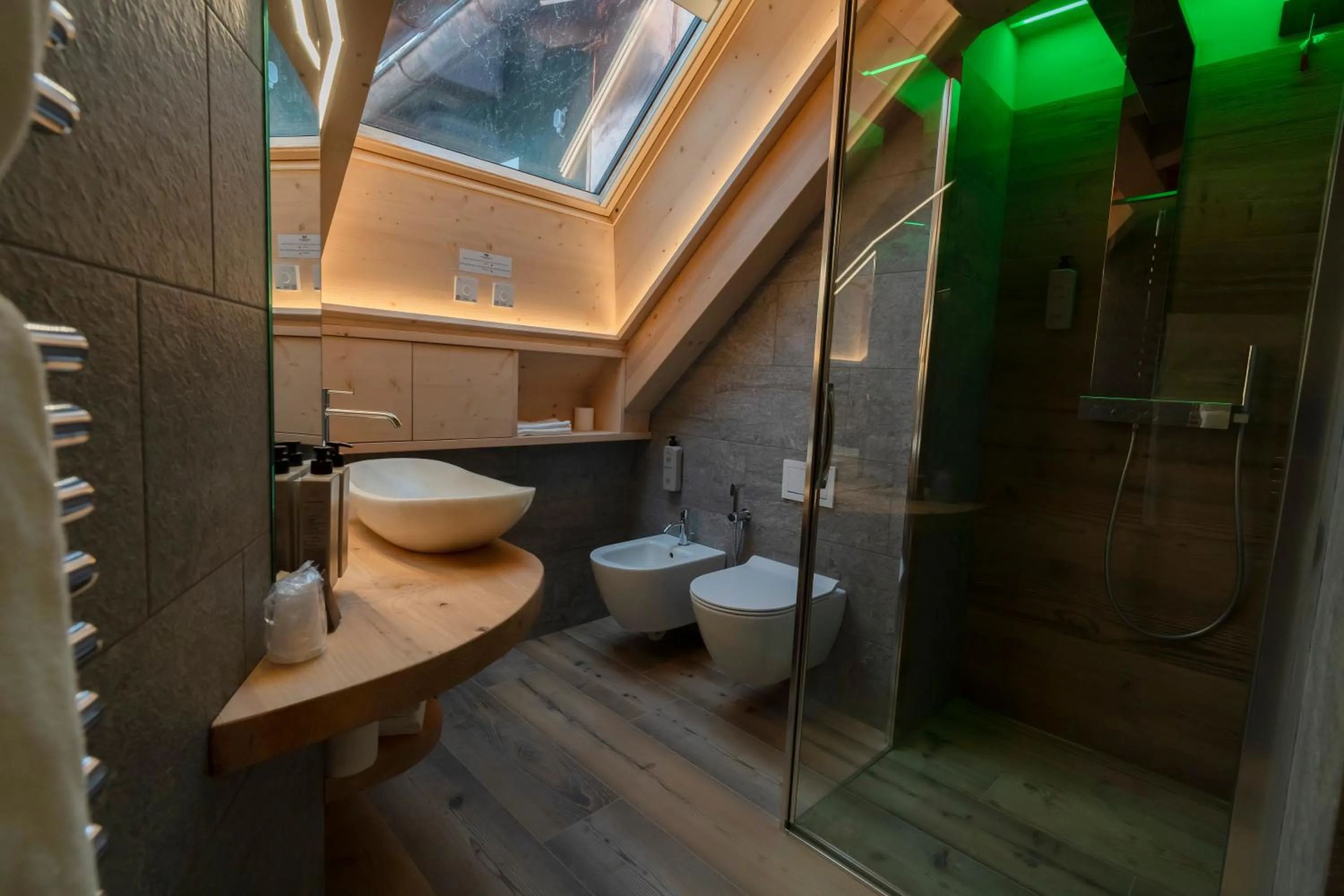 Shower in Hotel San Lorenzo