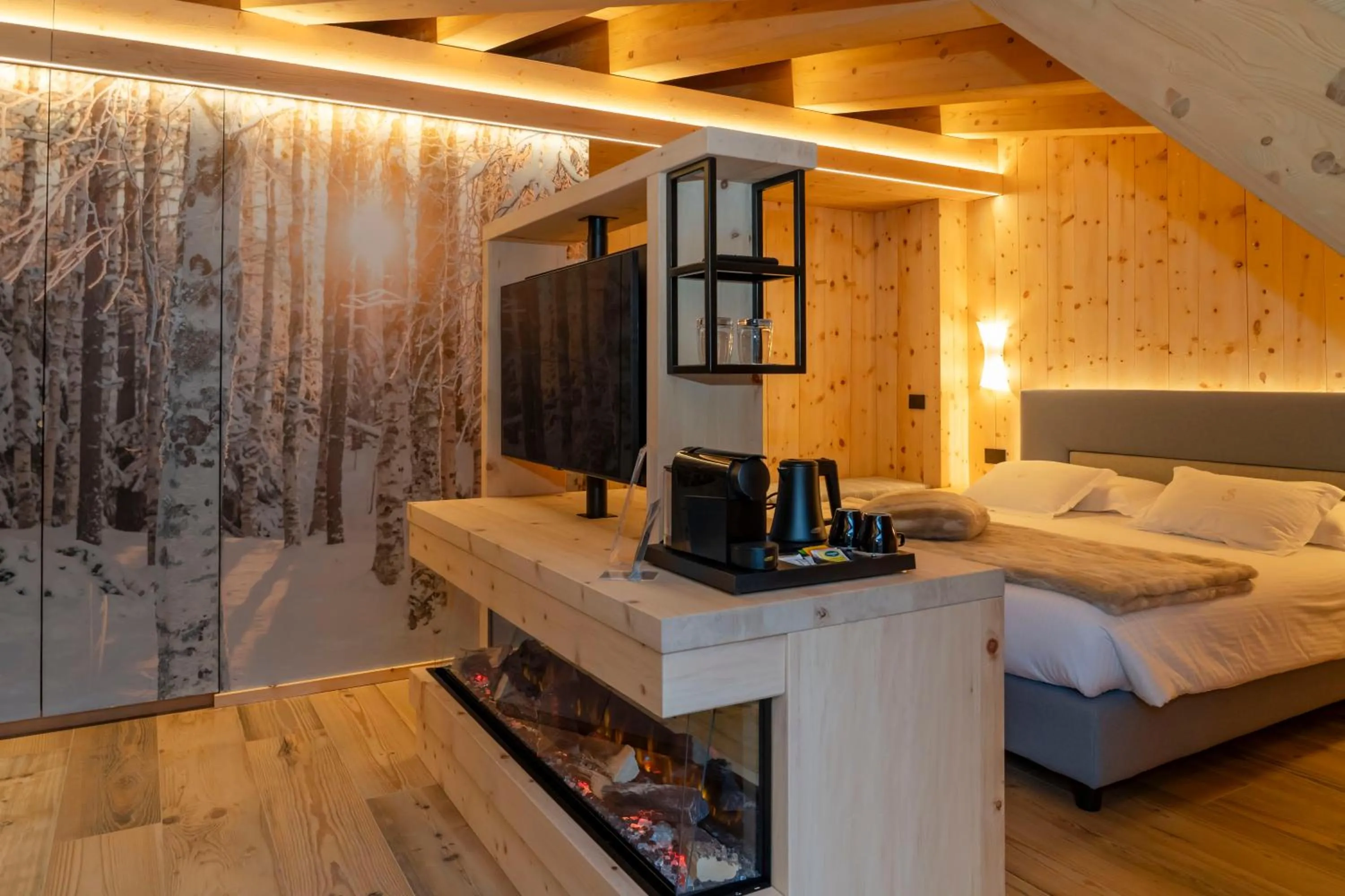 TV and multimedia, Bed in Hotel San Lorenzo