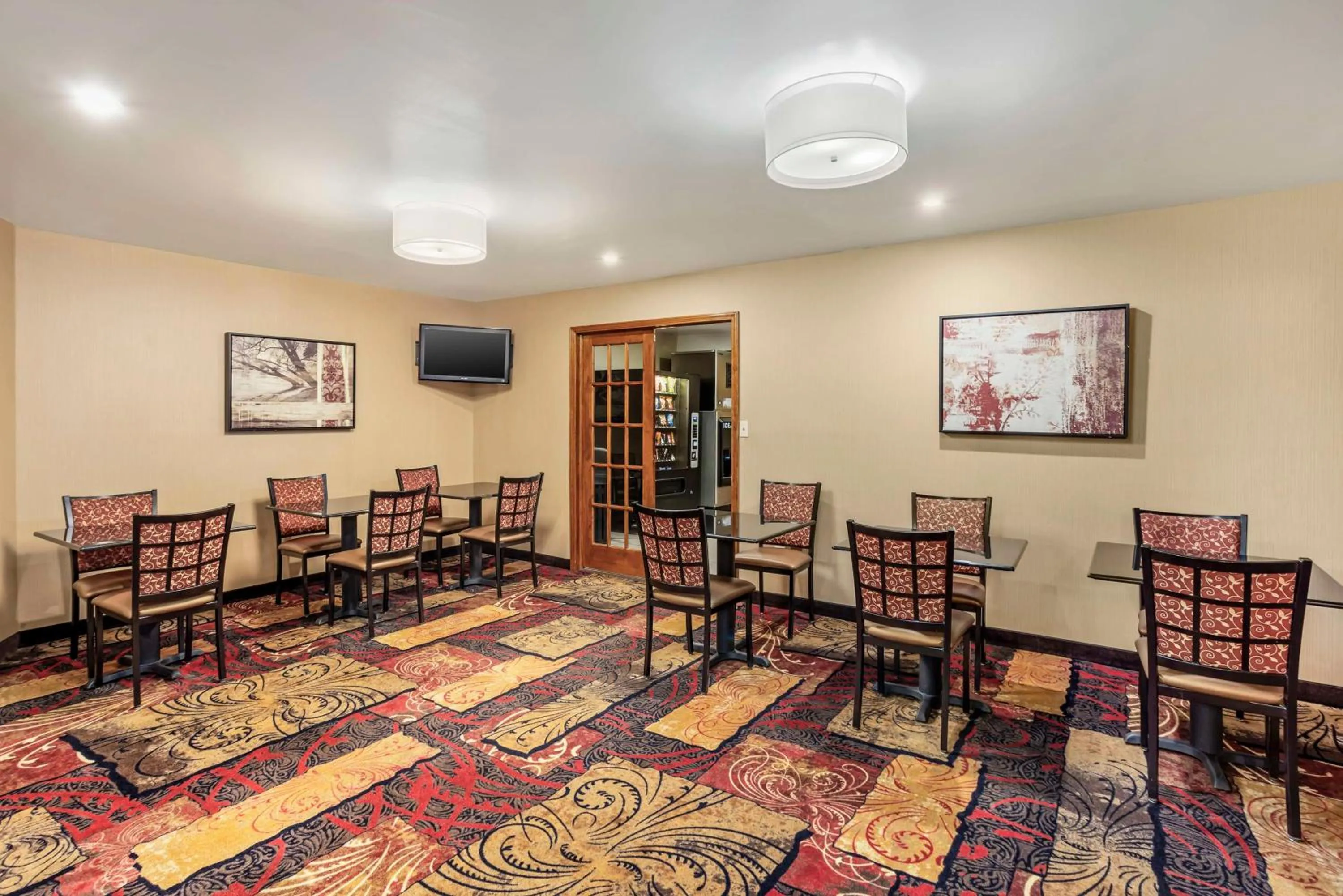 Breakfast in Best Western Monticello