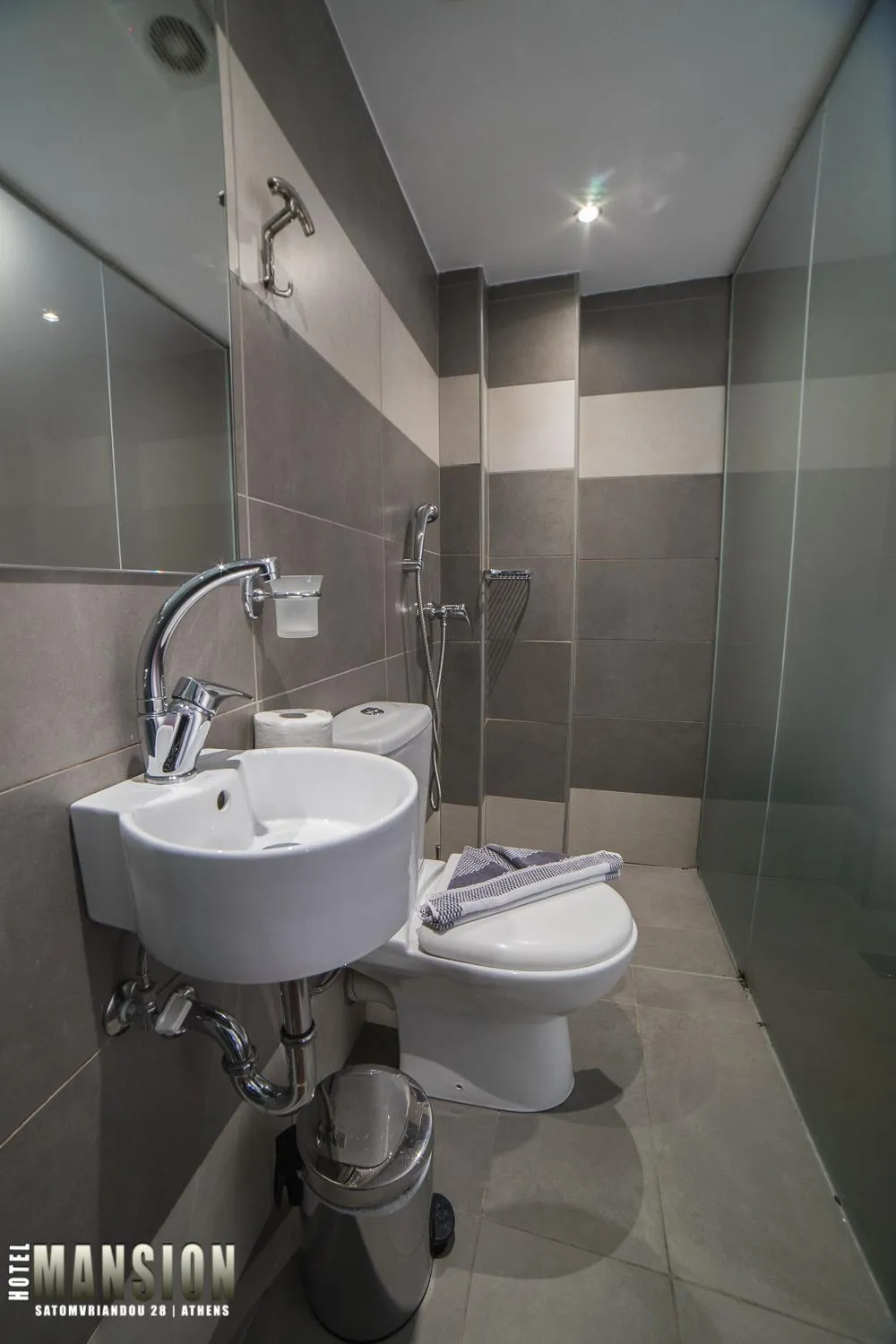 Shower in Mansion Hotel