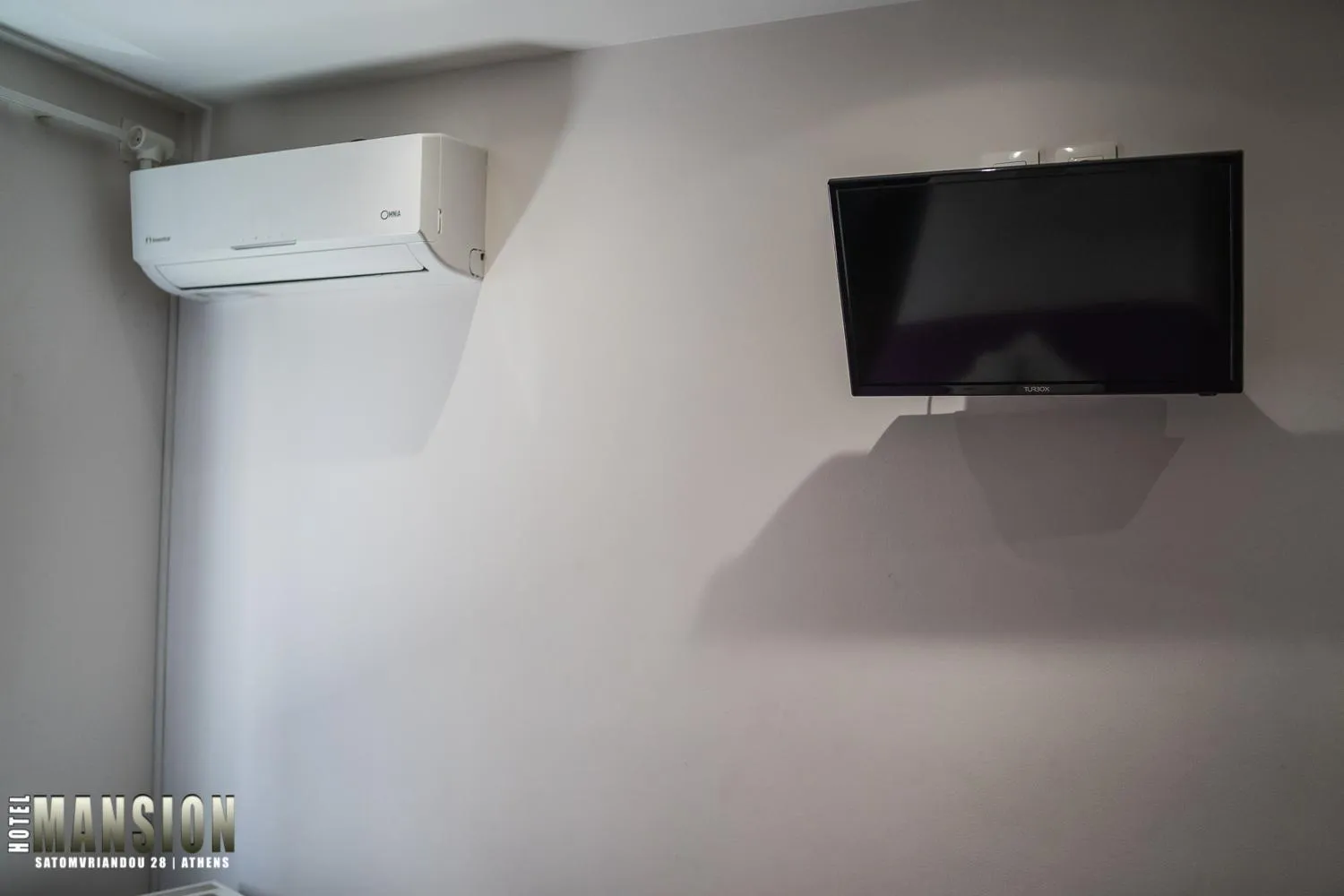 TV and multimedia in Mansion Hotel