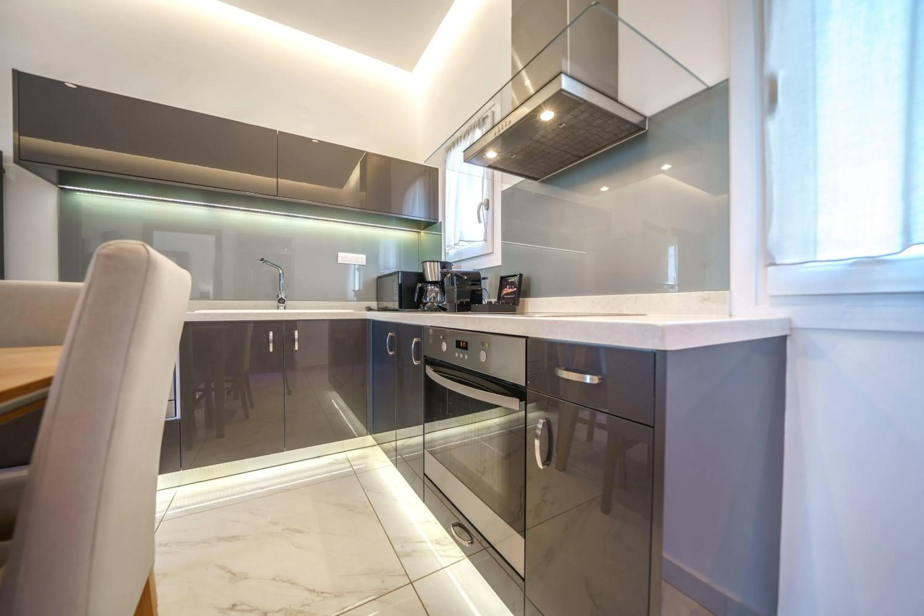 kitchen in Elysian Suites