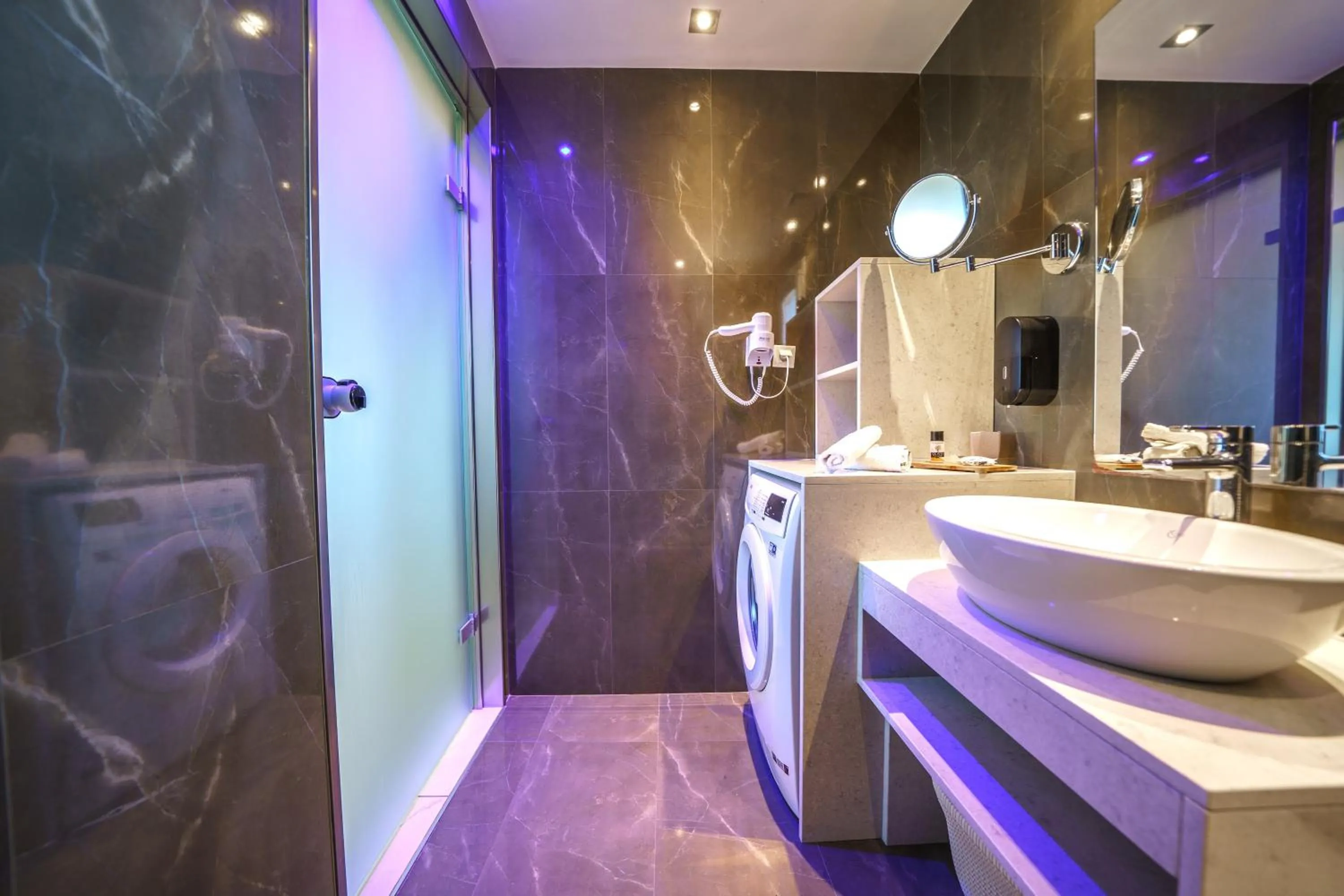 Bathroom in Elysian Suites