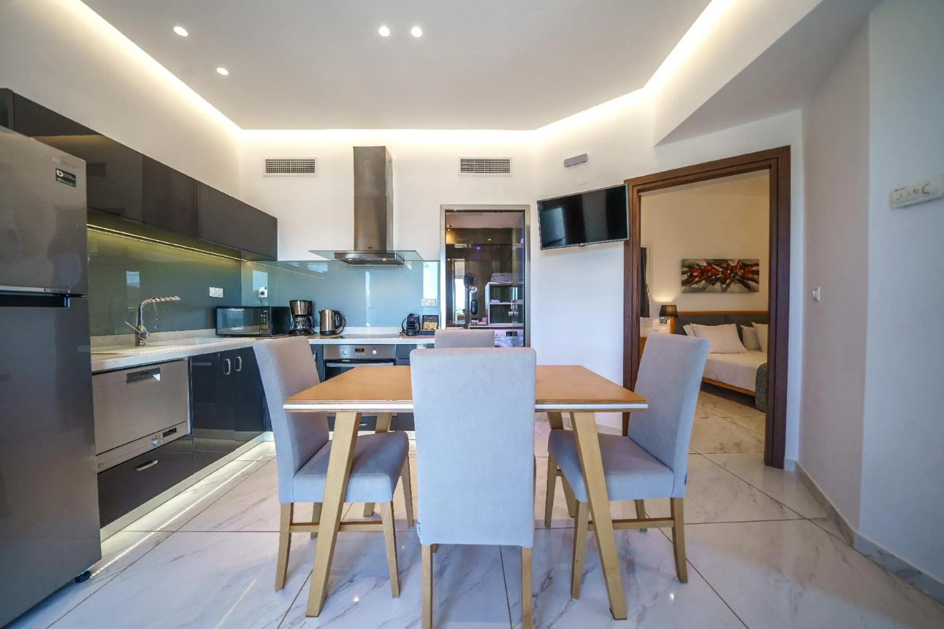 Kitchen or kitchenette in Elysian Suites