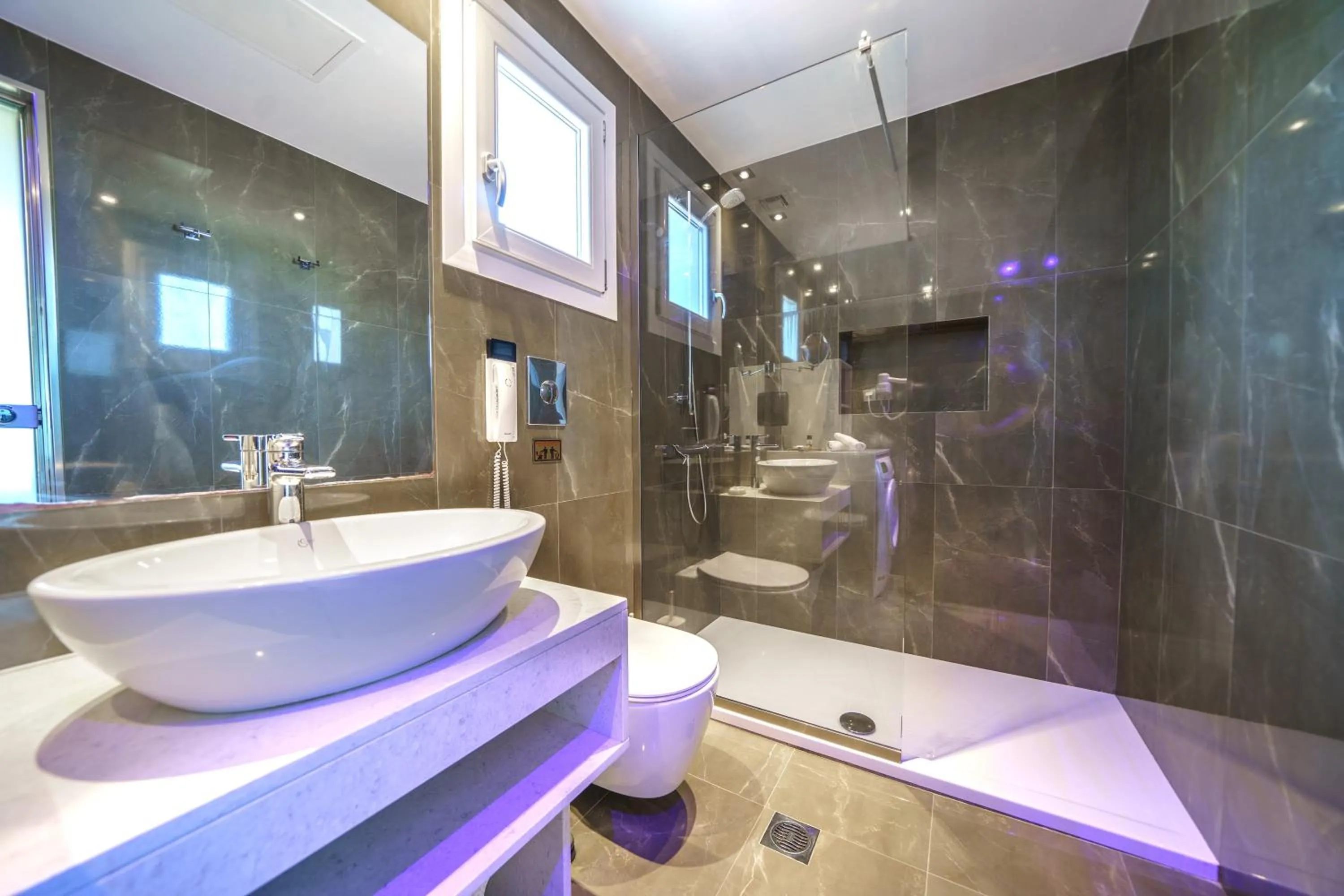 Bathroom in Elysian Suites