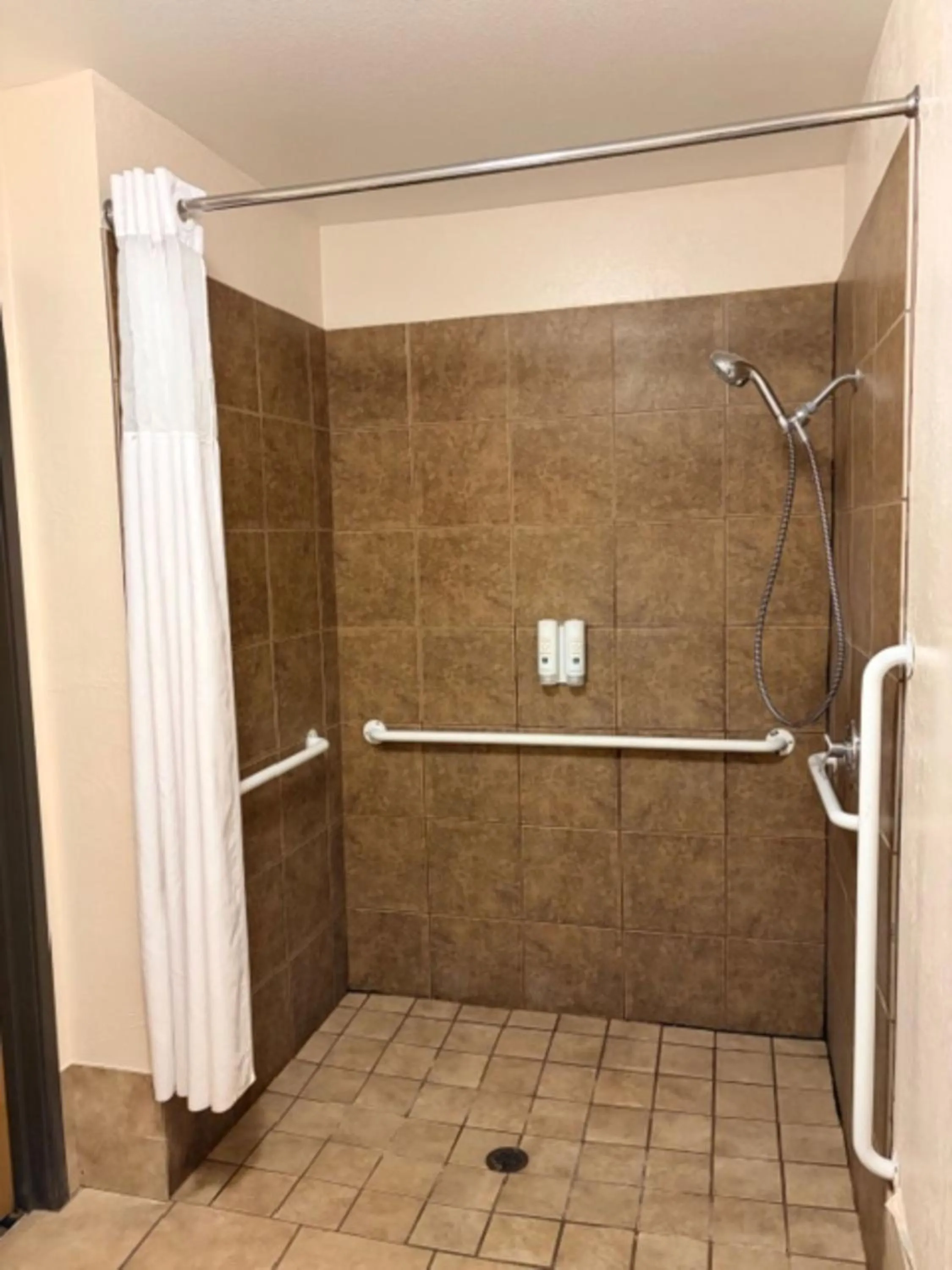 Shower in Quality Inn Zion Park Area