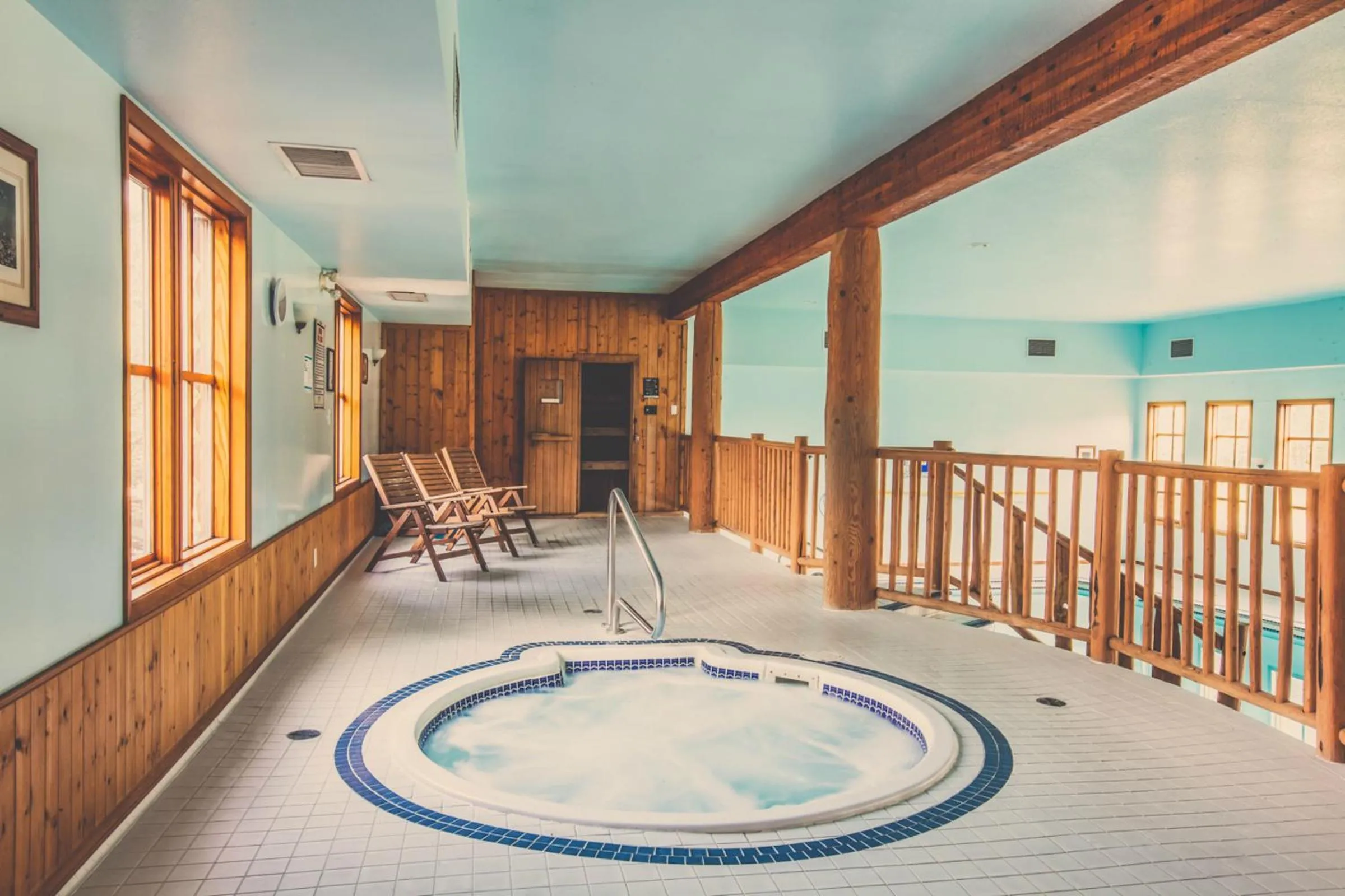 Hot Tub in Glacier House Hotel & Resort