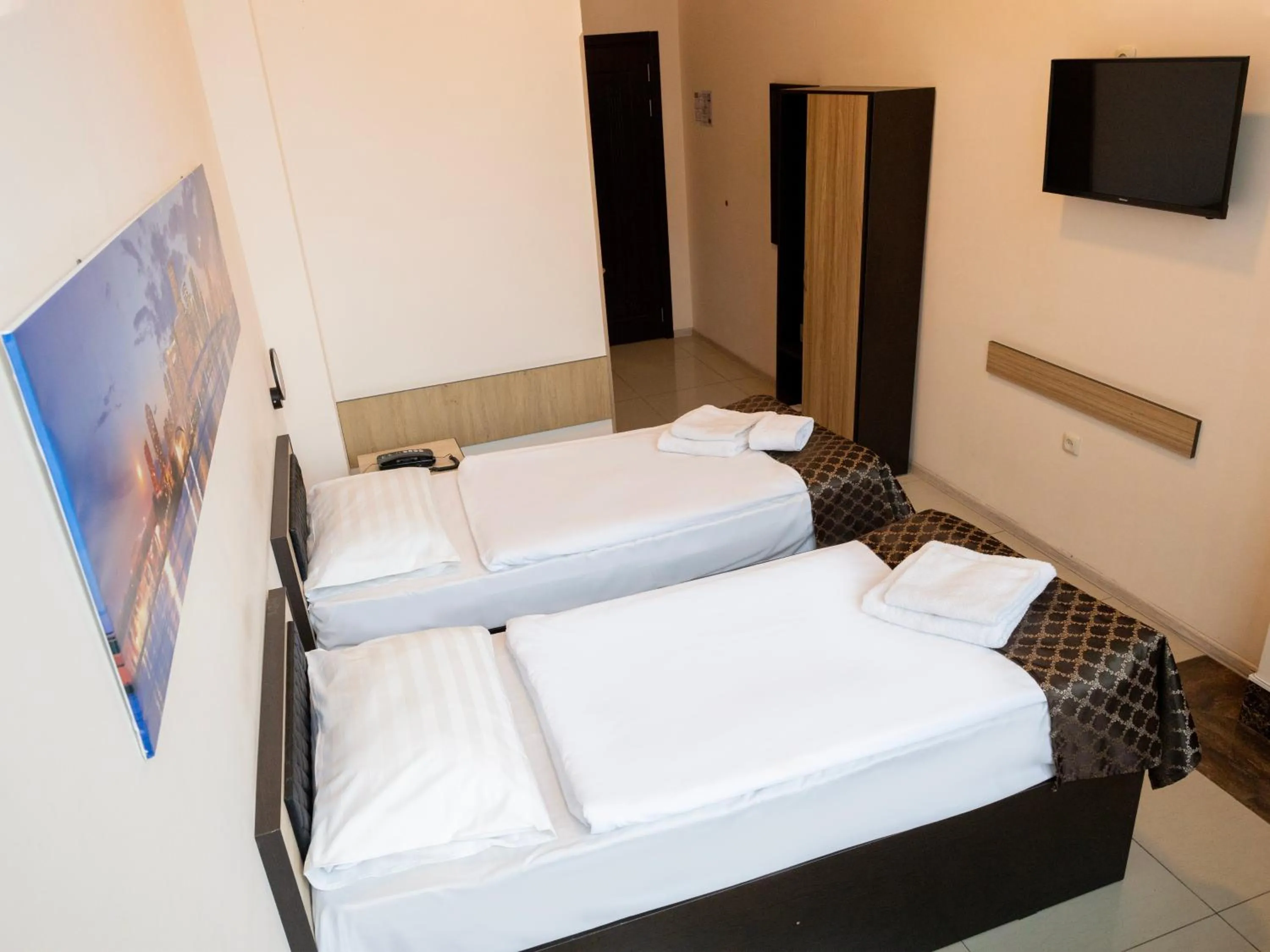 Bed in Comfort Hotel