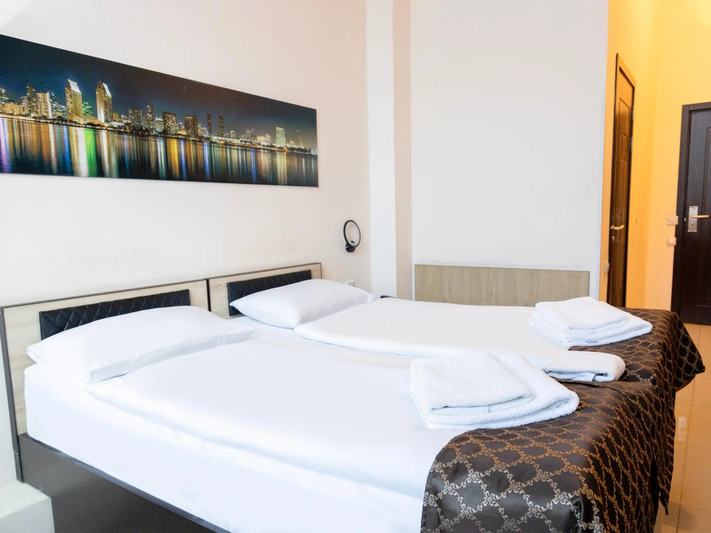 Bed in Comfort Hotel