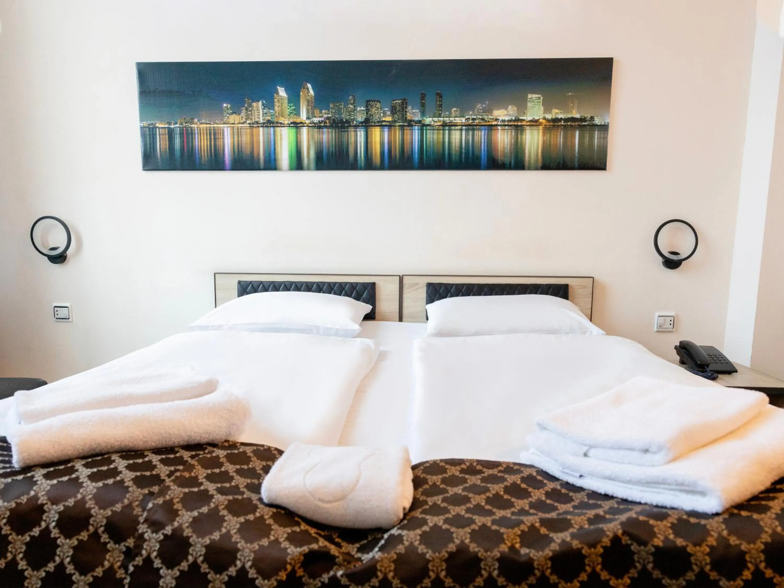 Bed in Comfort Hotel