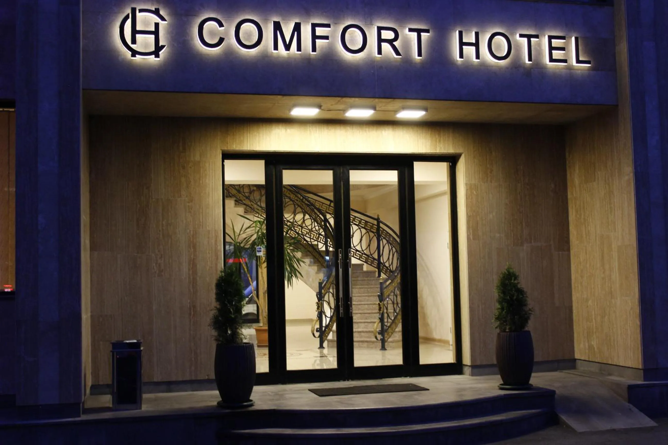 Facade/entrance in Comfort Hotel