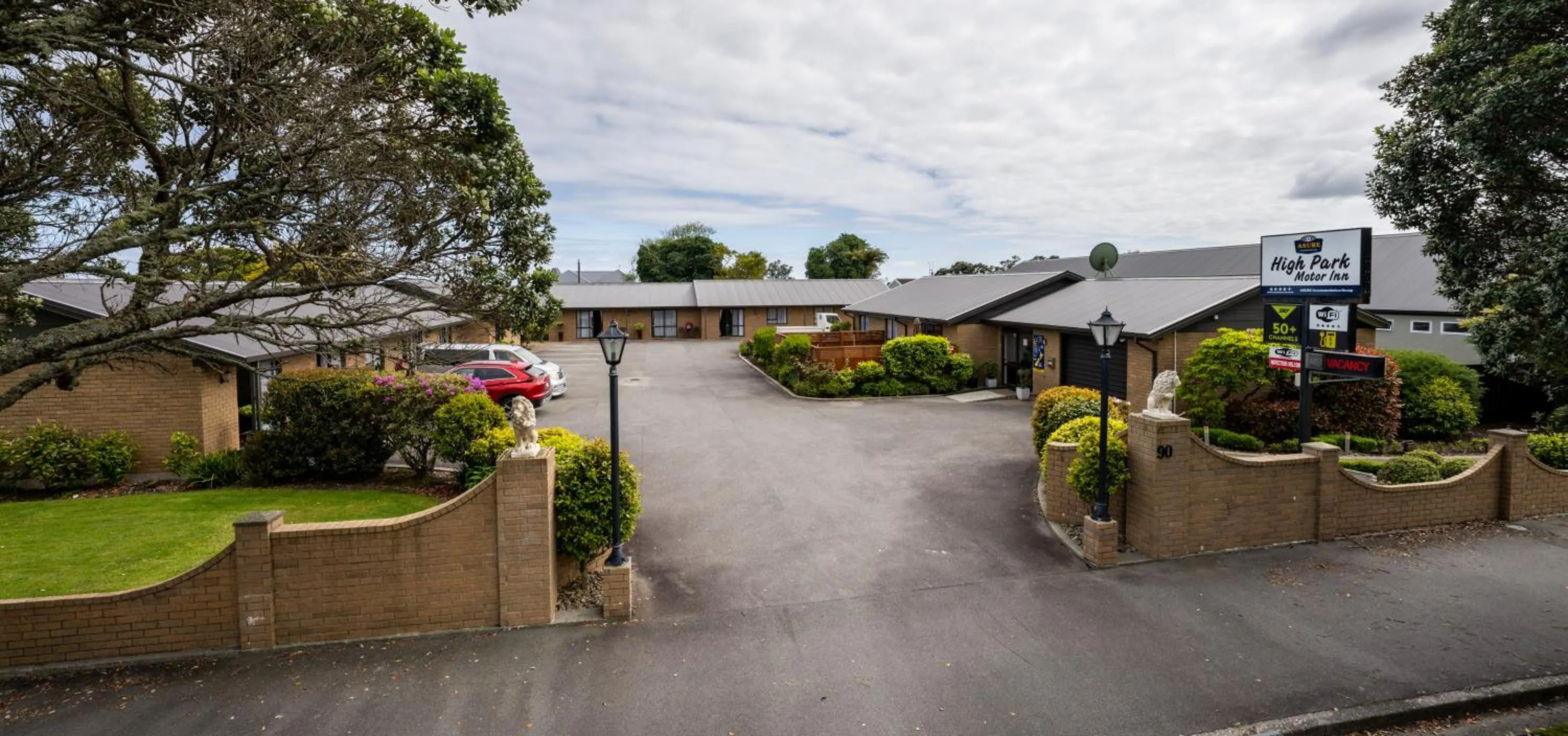 Street view in ASURE Highpark Motor Inn