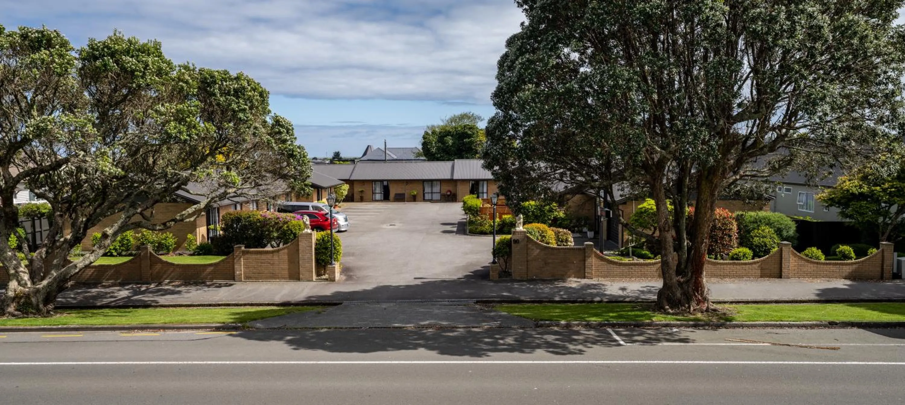 Street view in ASURE Highpark Motor Inn