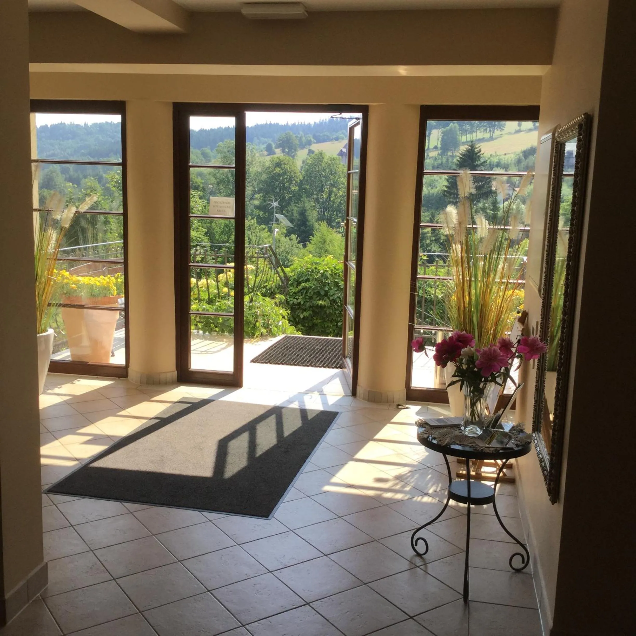 Facade/entrance in Apartamenty Dom na Wzgórzu Gardenia