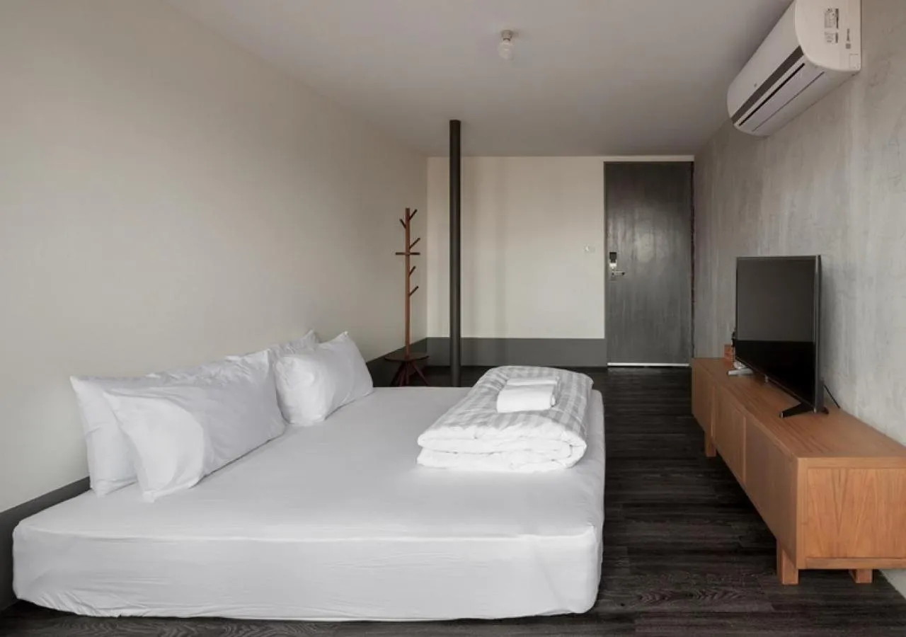 Bedroom, Bed in Thunder Bird Hostel