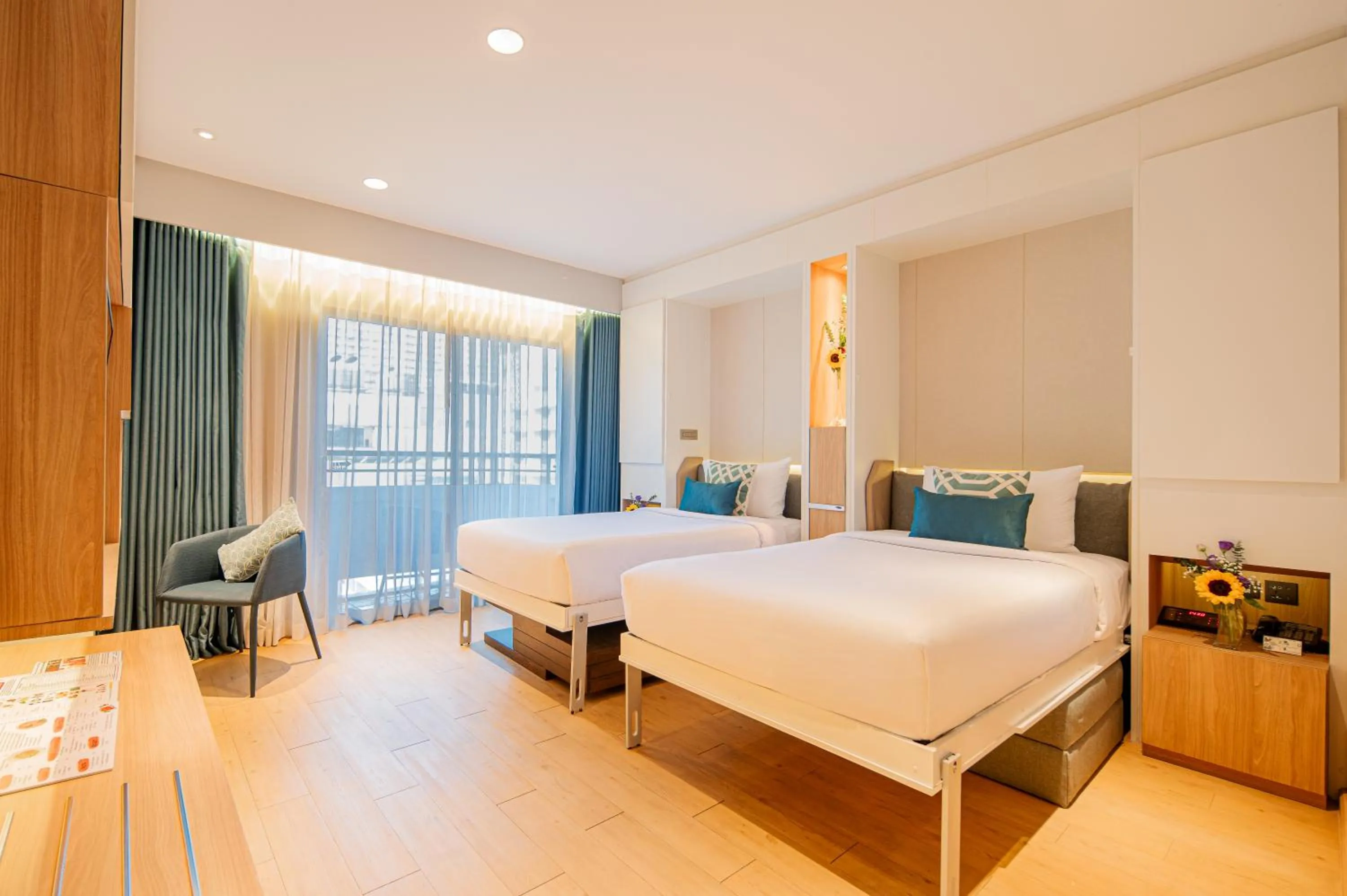 Bed in Sunbeam Hotel Pattaya