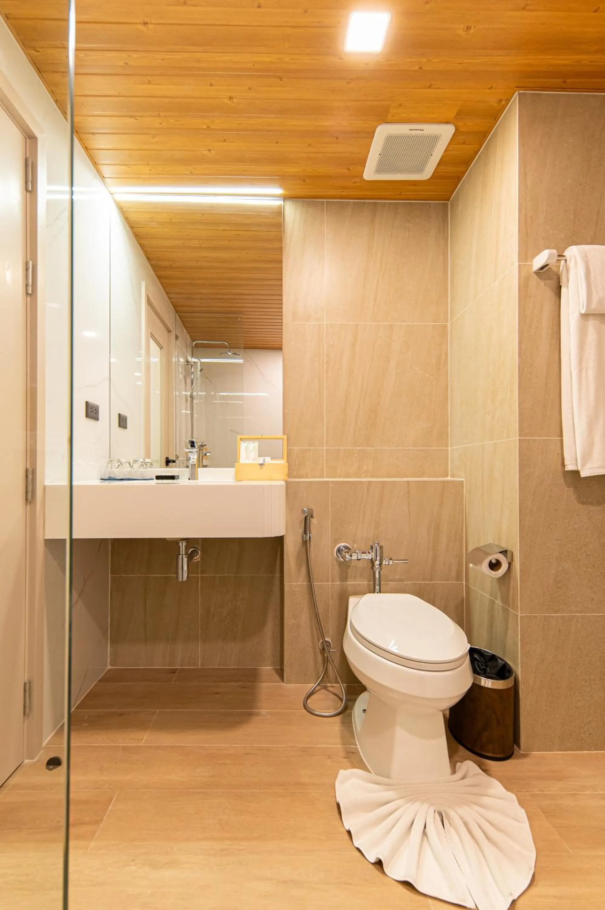 Bathroom in Sunbeam Hotel Pattaya