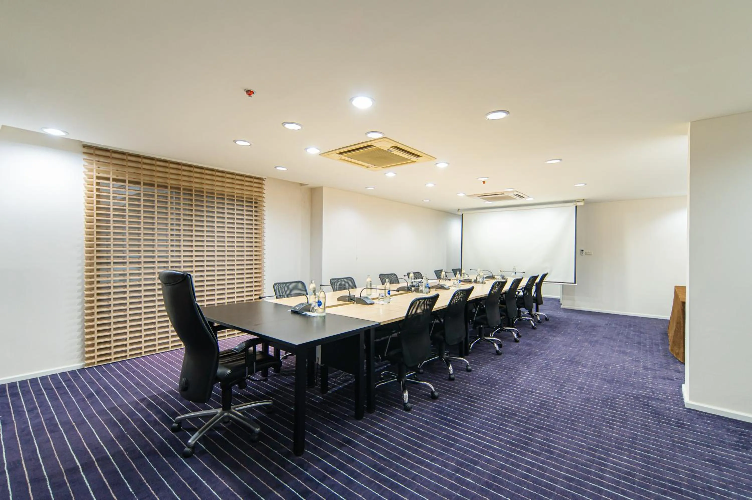 Meeting/conference room in Sunbeam Hotel Pattaya