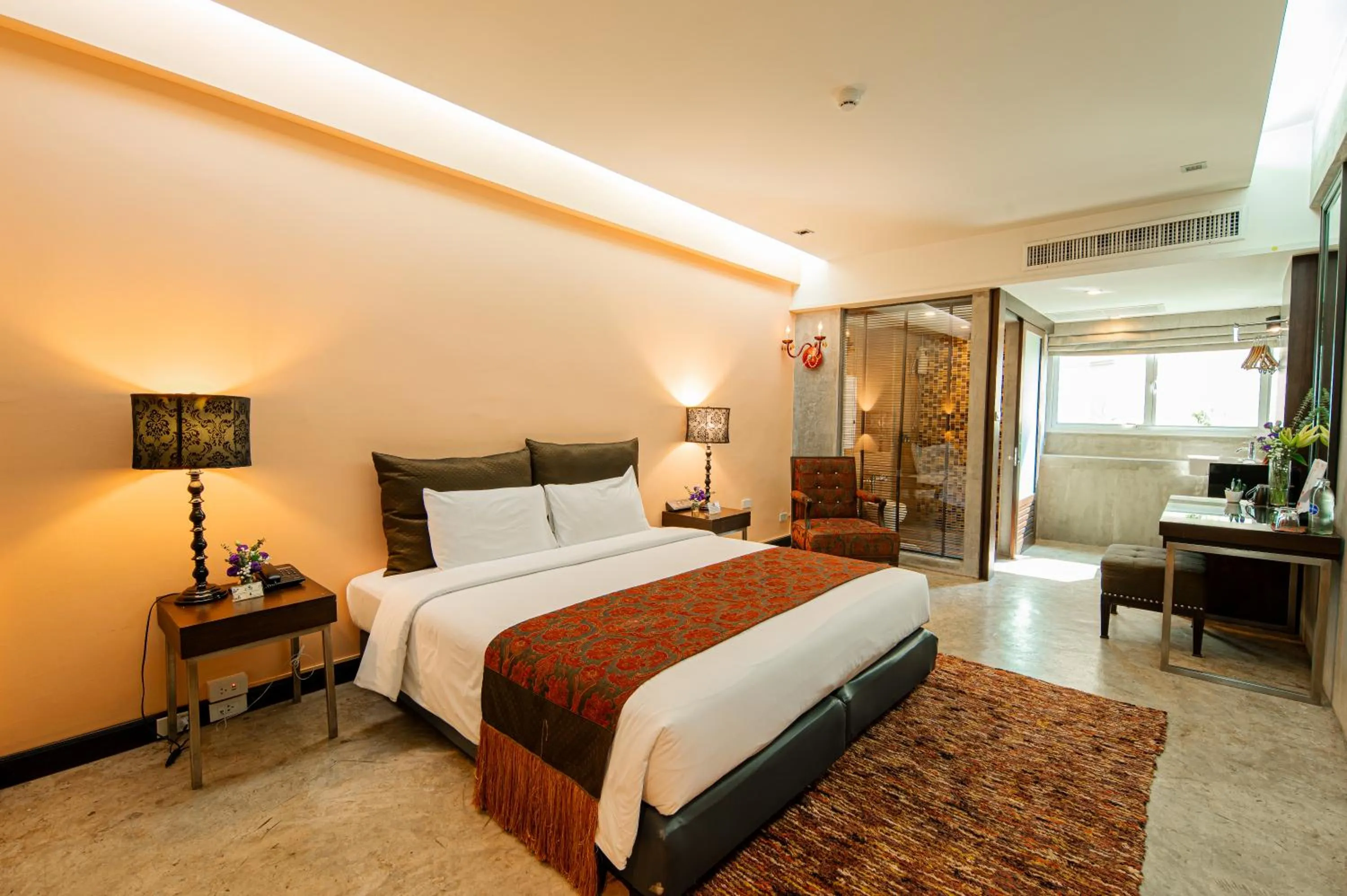 Bed in Sunbeam Hotel Pattaya