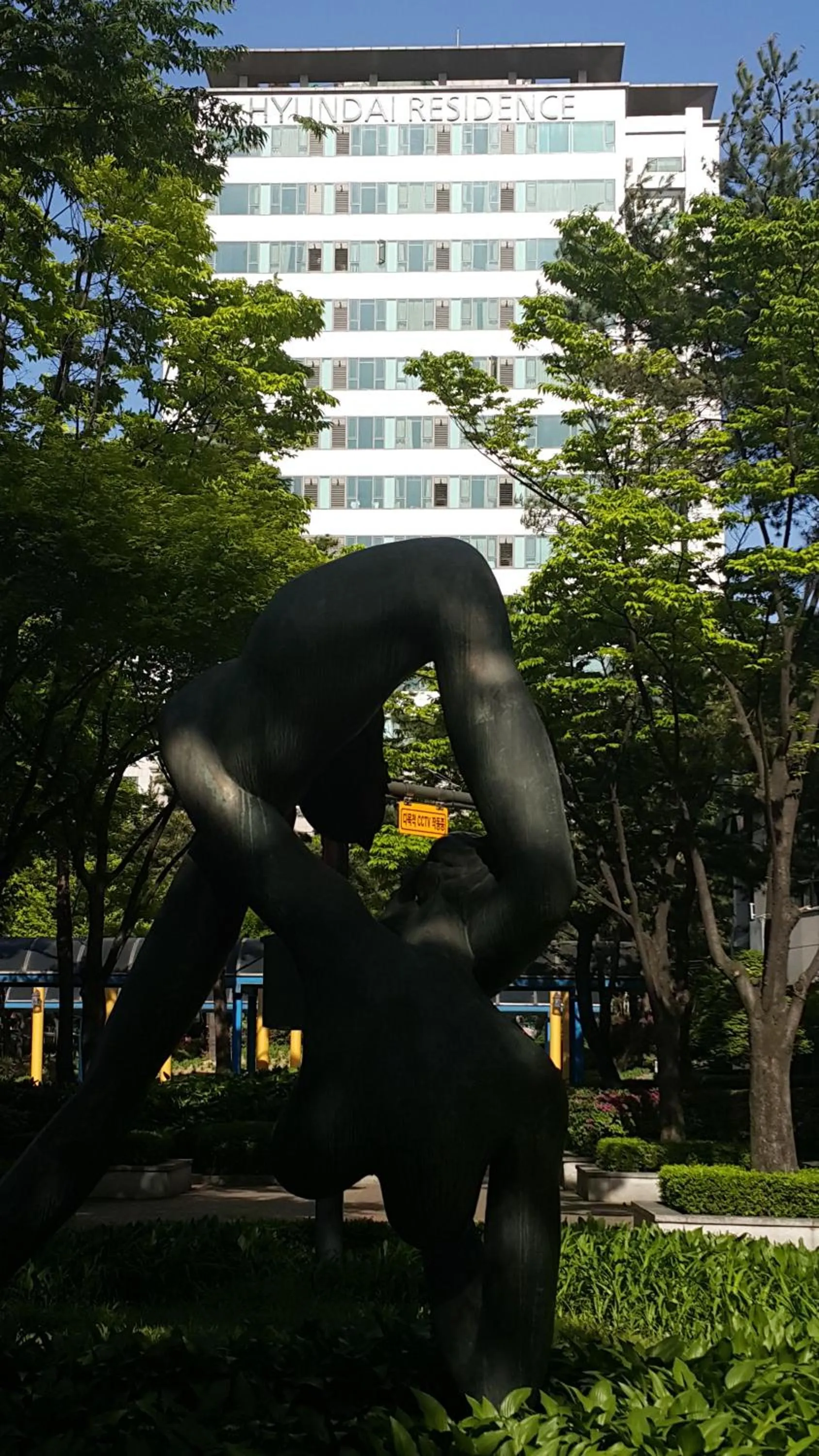 Property building in Hyundai Residence