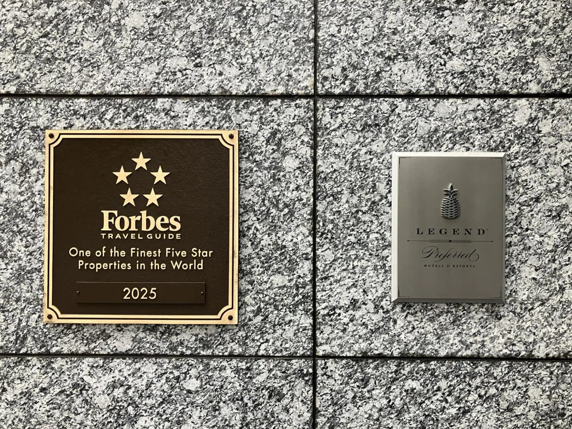 Certificate/Award in The Capitol Hotel Tokyu