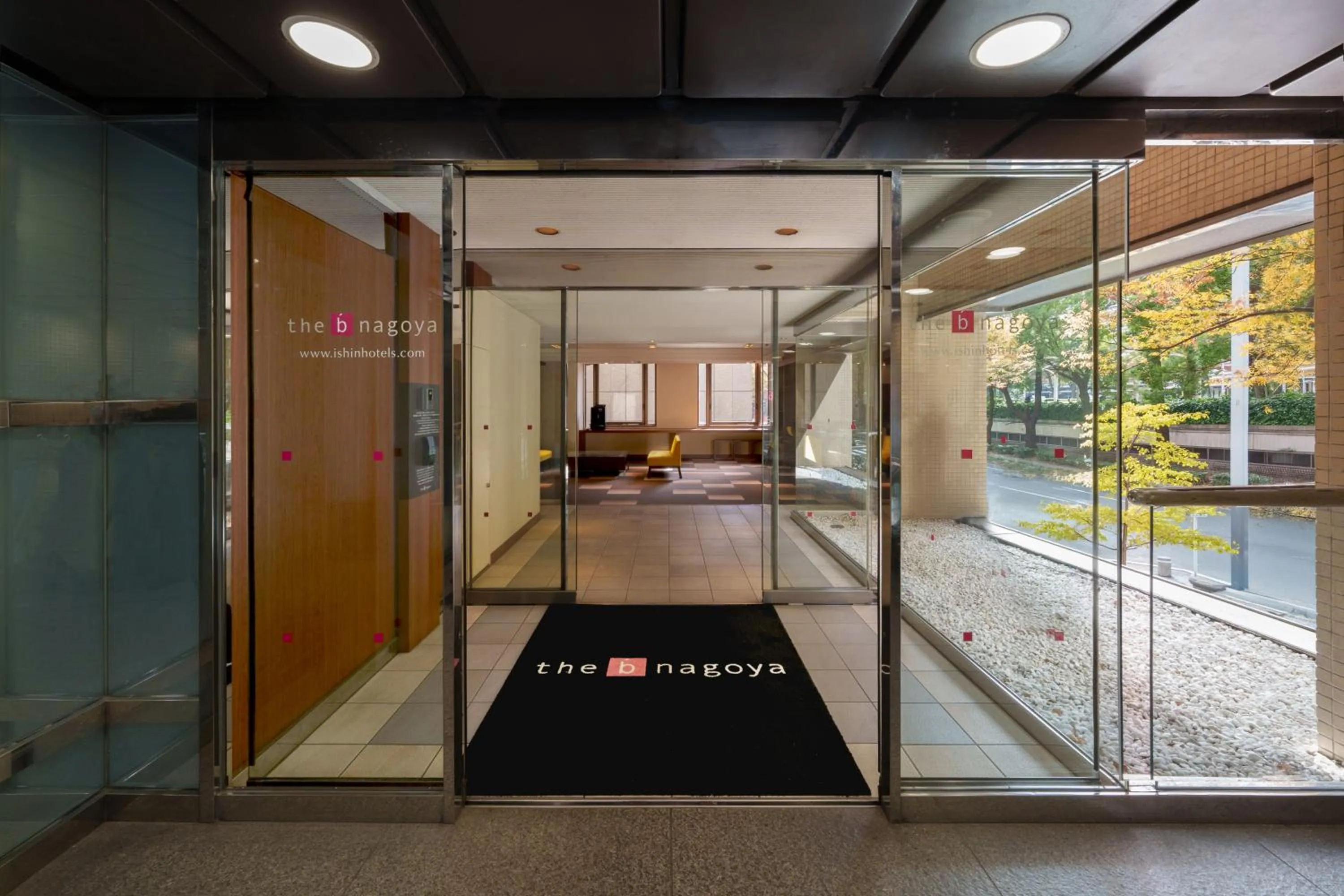 Facade/entrance in the b nagoya