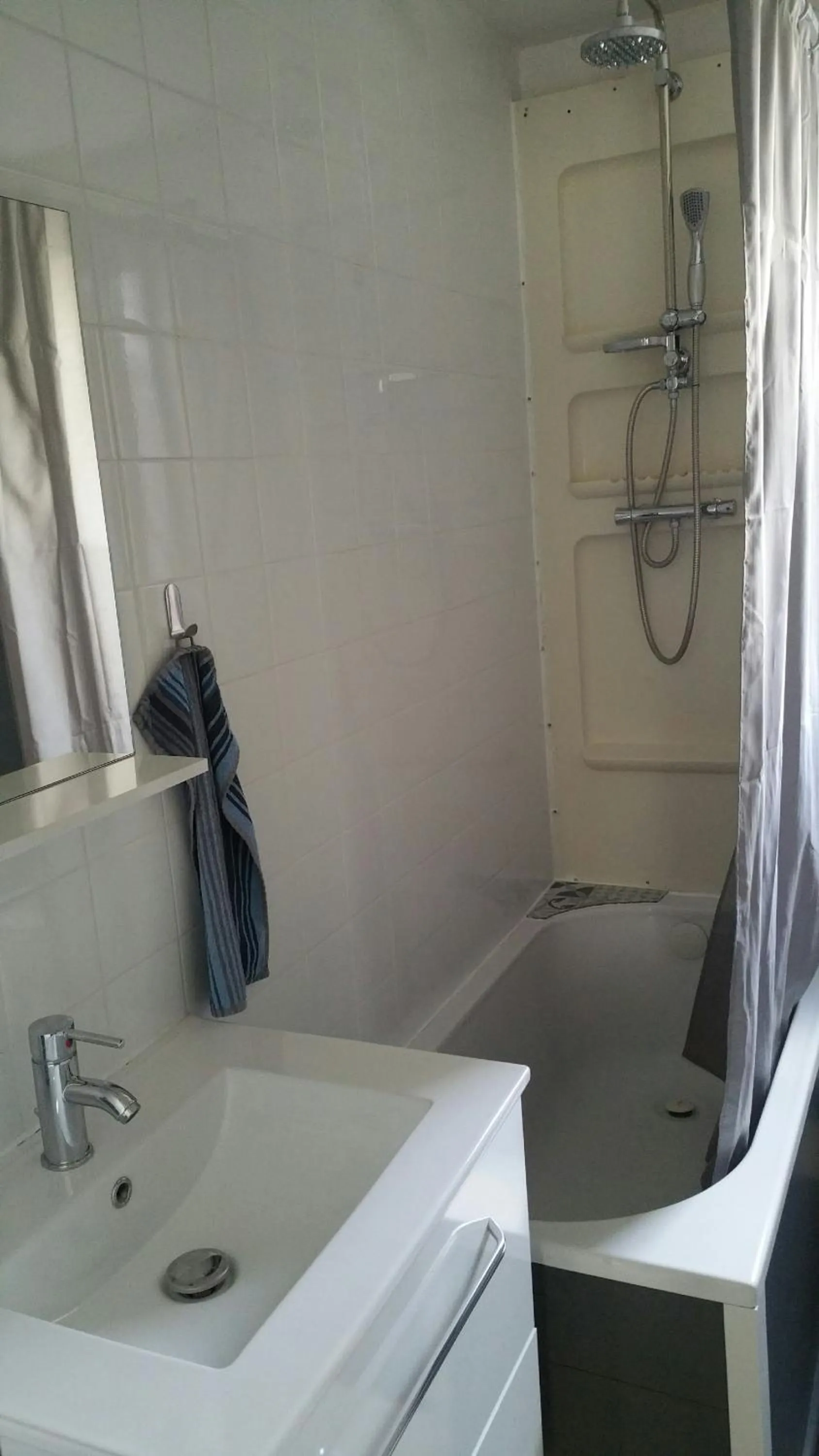 Bathroom in Meung sur Loire sur la route des Châteaux