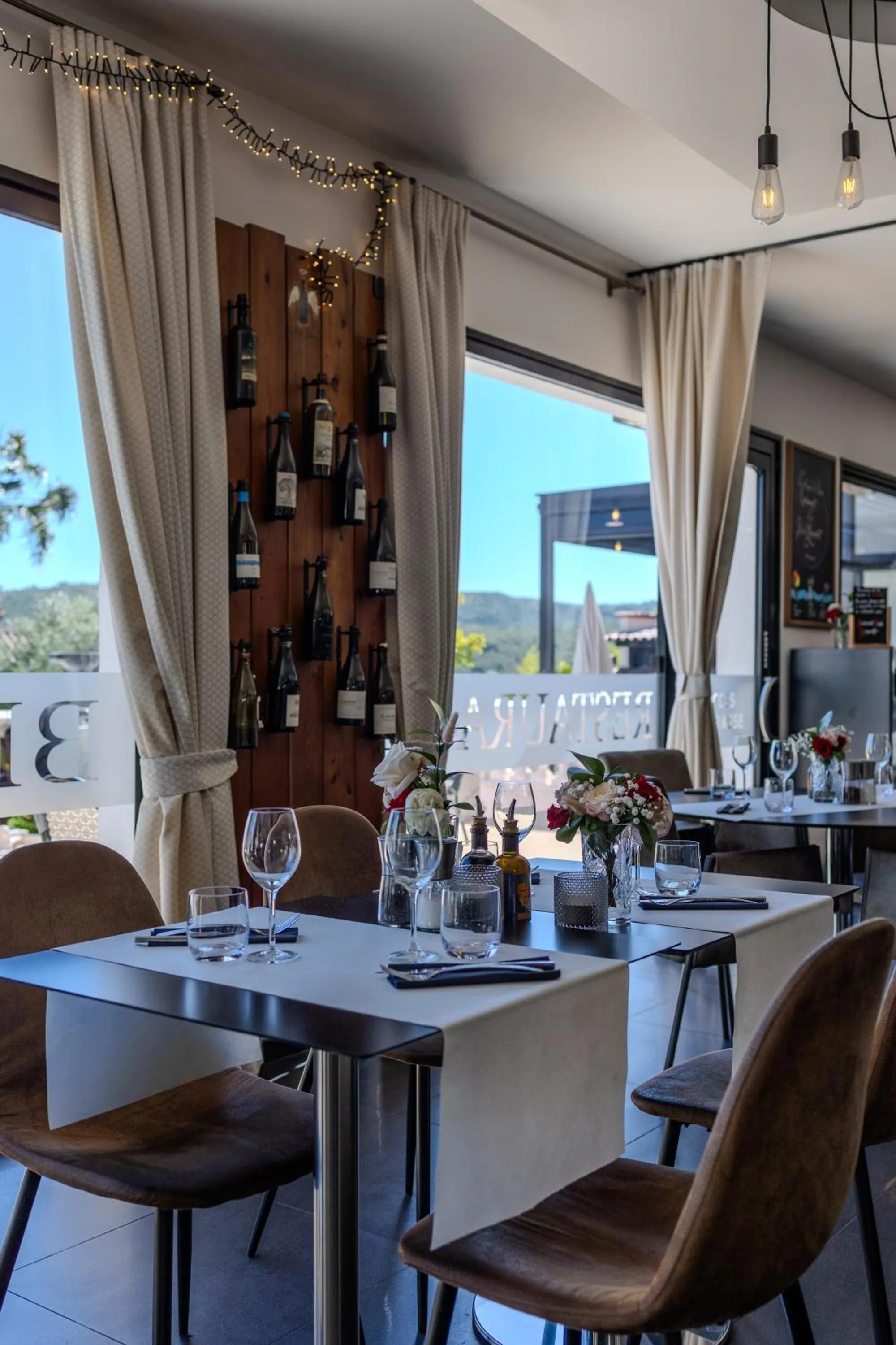 Logis Hotel Perla Riviera & Restaurant