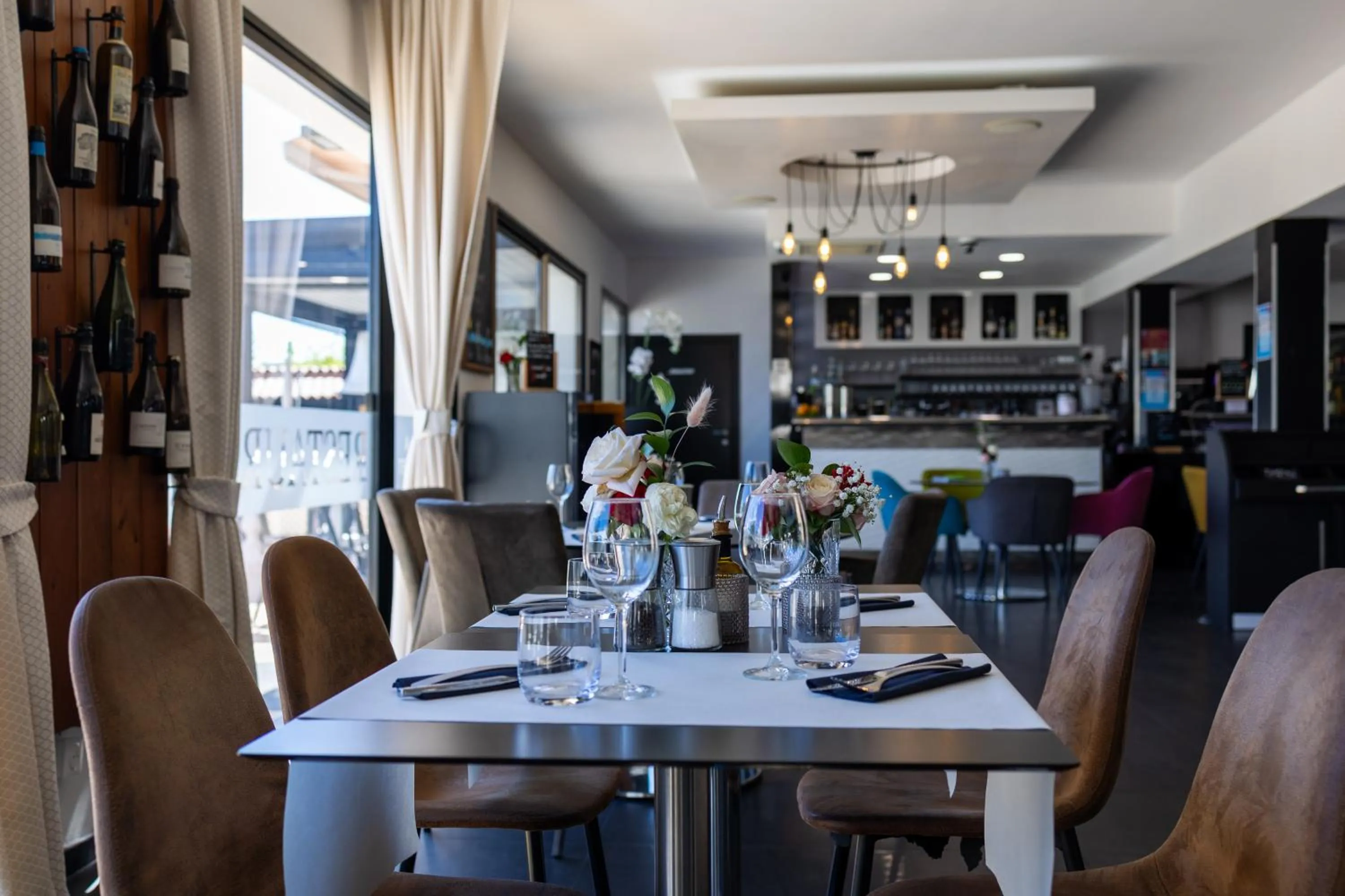 Logis Hotel Perla Riviera & Restaurant