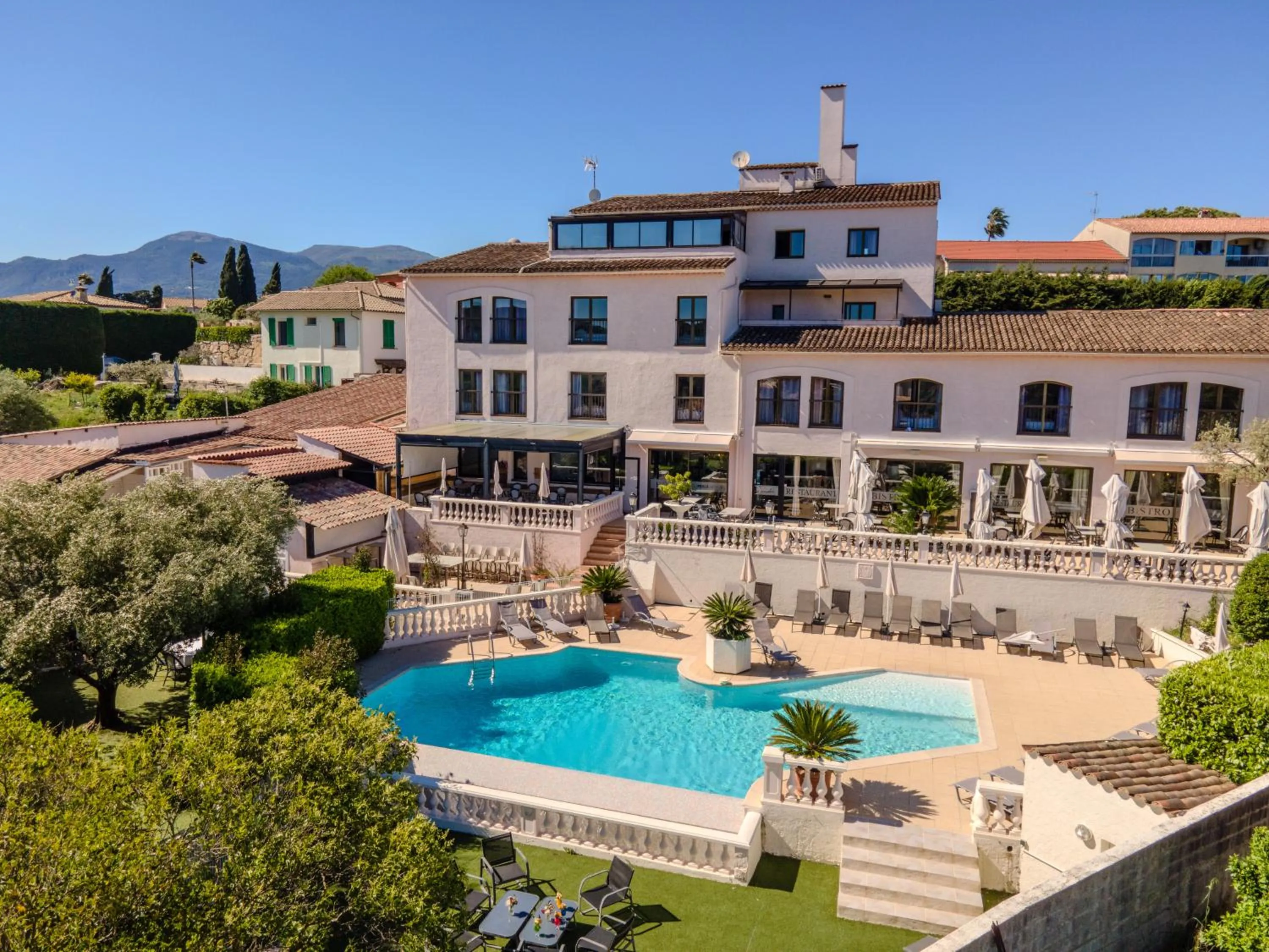 Logis Hotel Perla Riviera & Restaurant